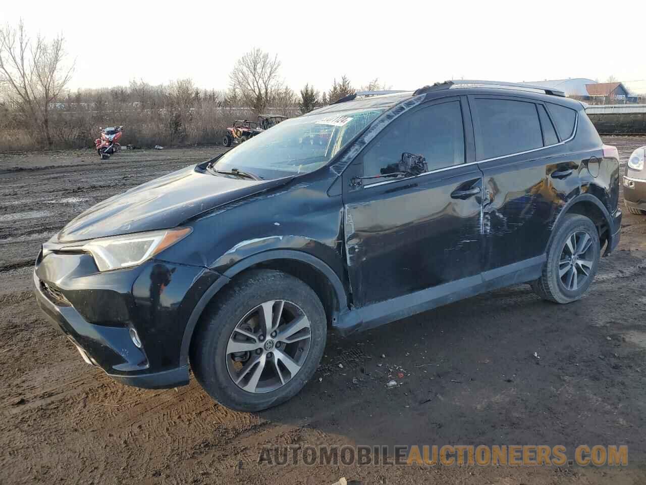 2T3RFREV3JW739911 TOYOTA RAV4 2018