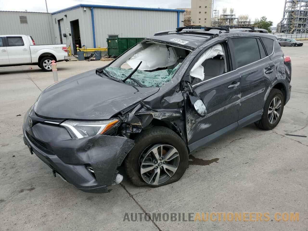 2T3RFREV3JW743473 TOYOTA RAV4 2018