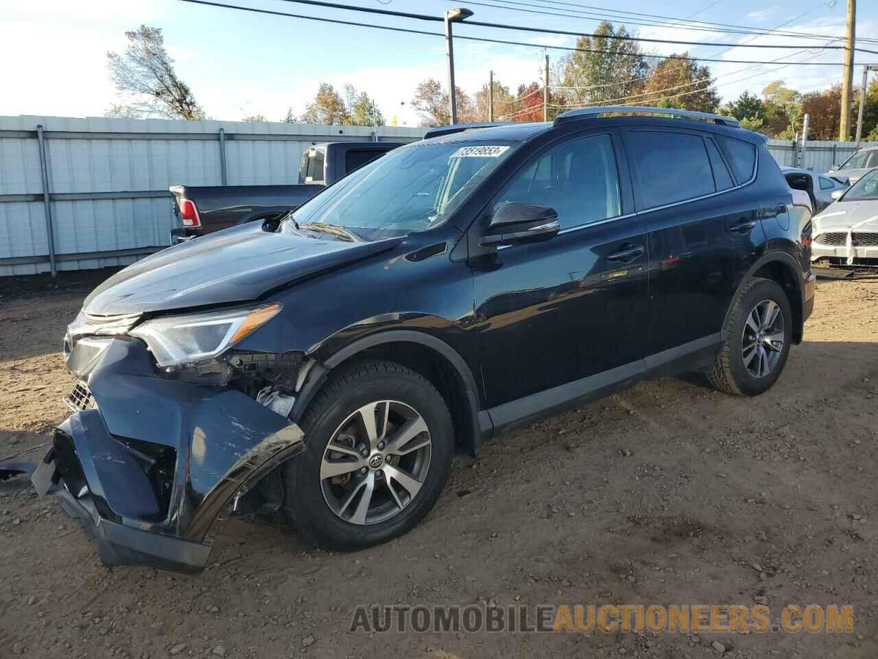 2T3RFREV3JW772813 TOYOTA RAV4 2018