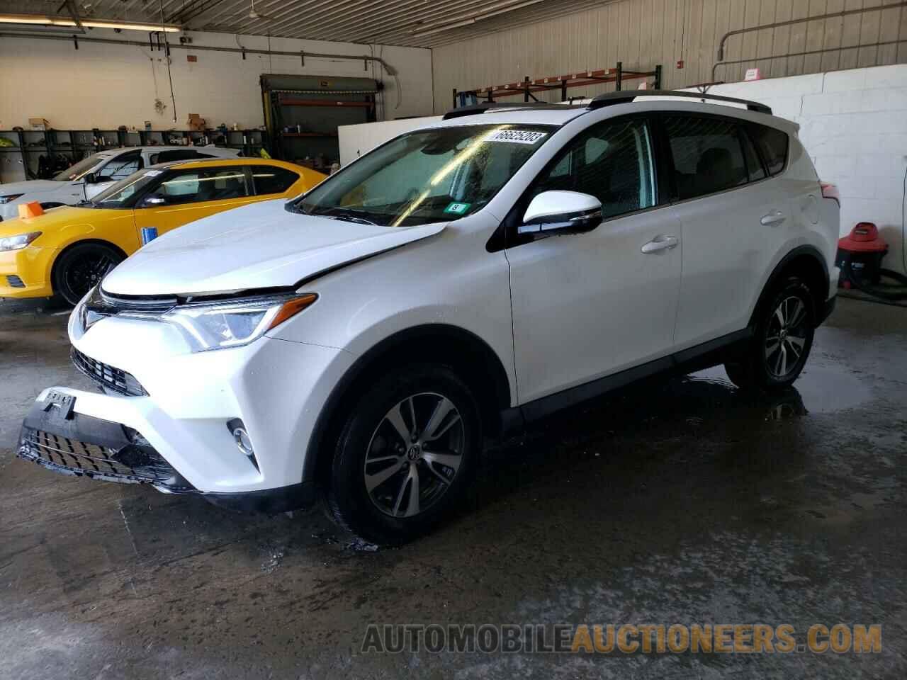 2T3RFREV3JW774254 TOYOTA RAV4 2018