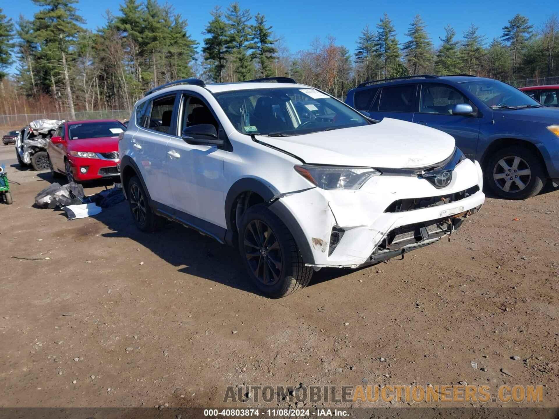 2T3RFREV3JW775758 TOYOTA RAV4 2018