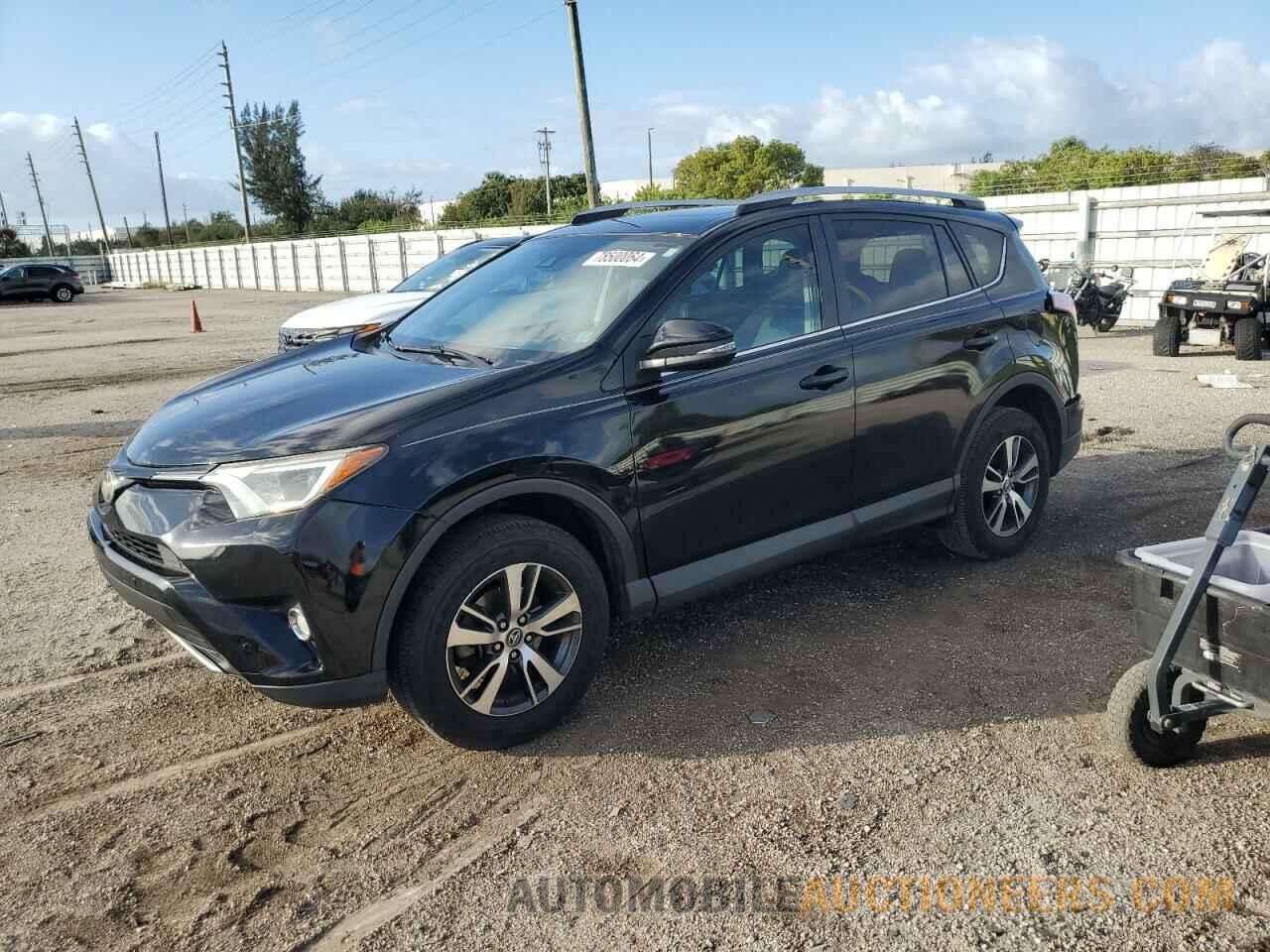 2T3RFREV3JW776201 TOYOTA RAV4 2018