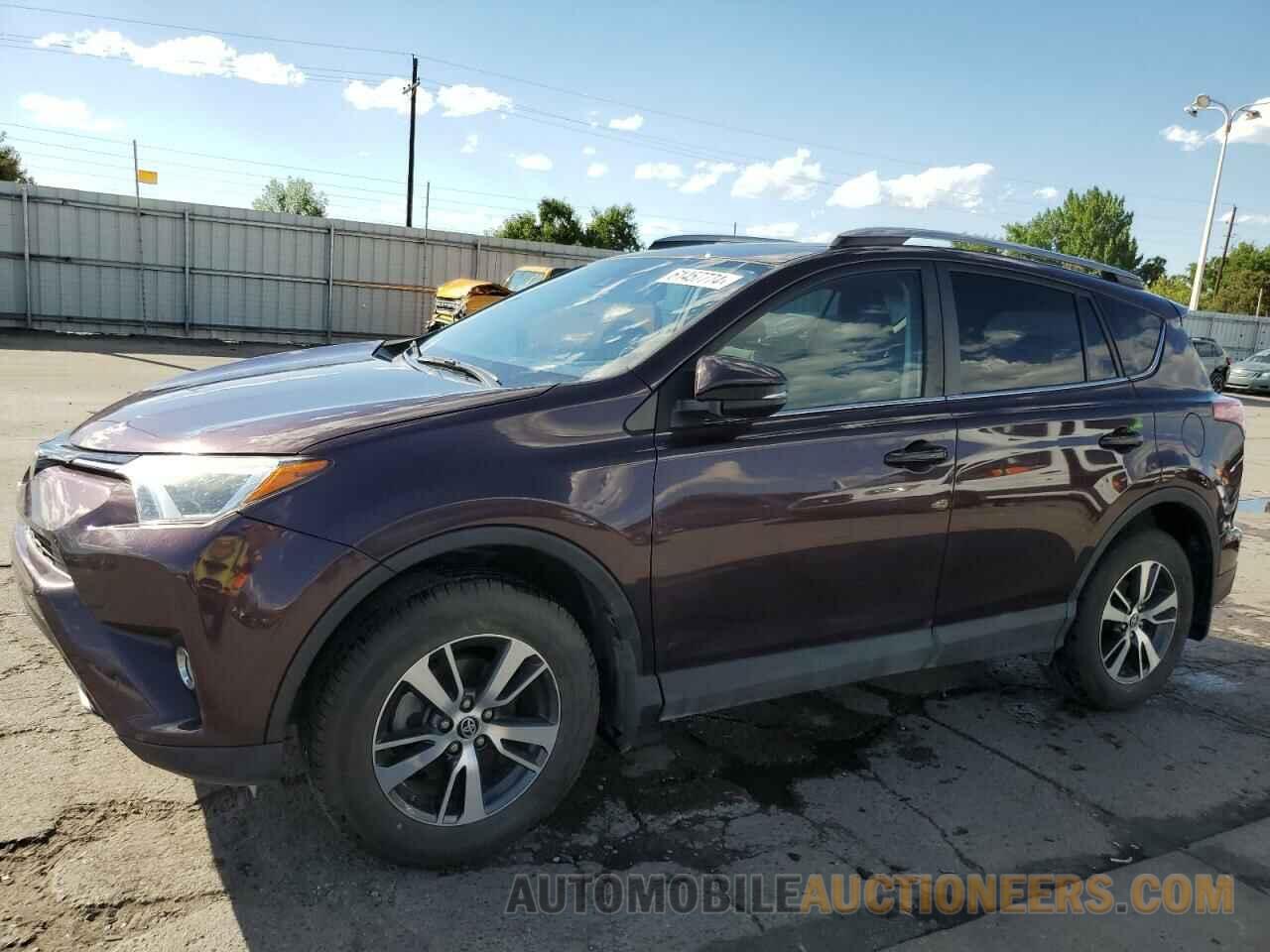 2T3RFREV3JW783956 TOYOTA RAV4 2018