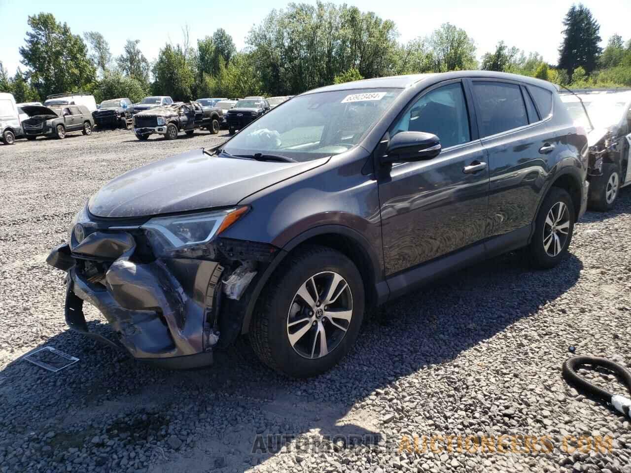 2T3RFREV3JW813621 TOYOTA RAV4 2018