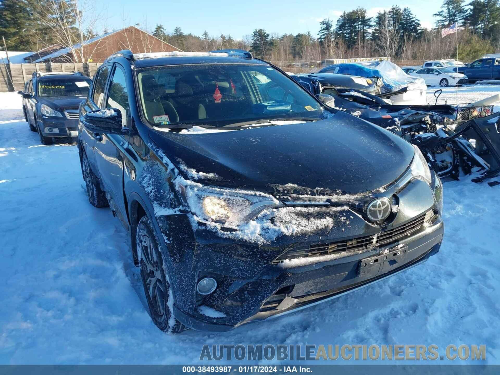 2T3RFREV3JW828331 TOYOTA RAV4 2018