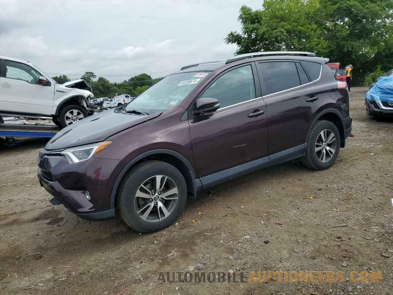 2T3RFREV3JW828734 TOYOTA RAV4 2018