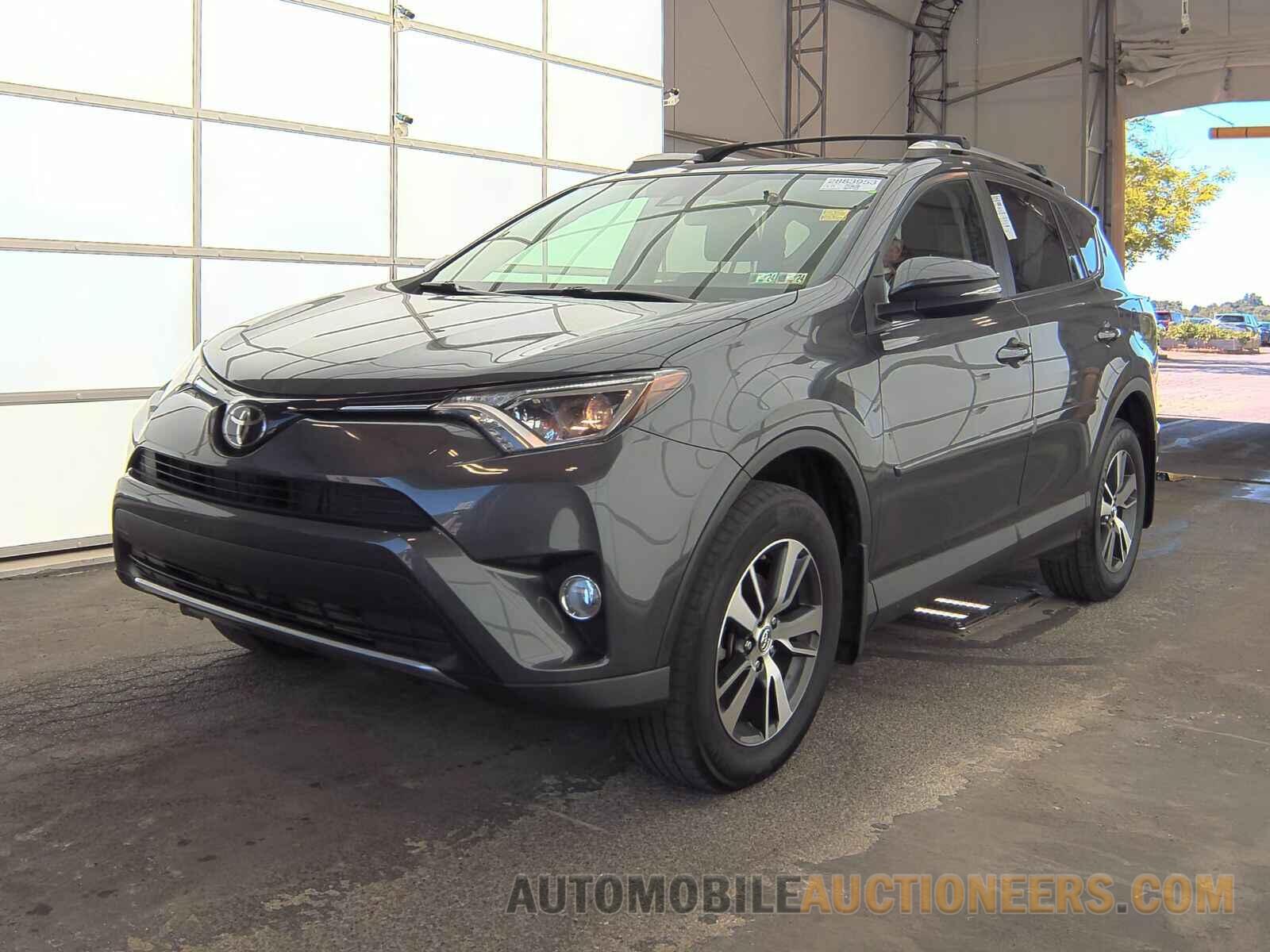 2T3RFREV3JW835862 Toyota RAV4 2018