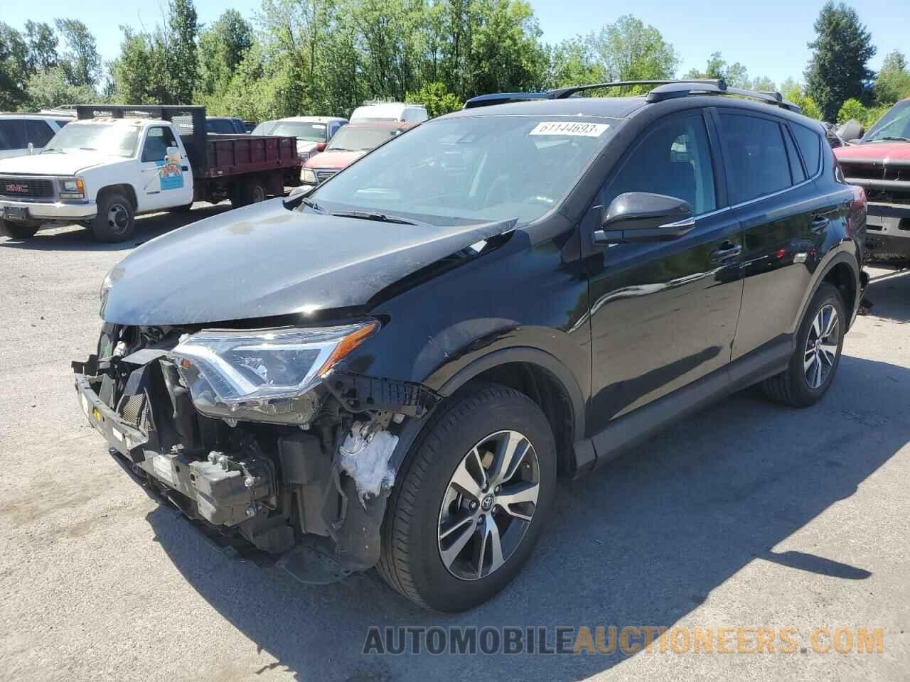 2T3RFREV3JW842942 TOYOTA RAV4 2018