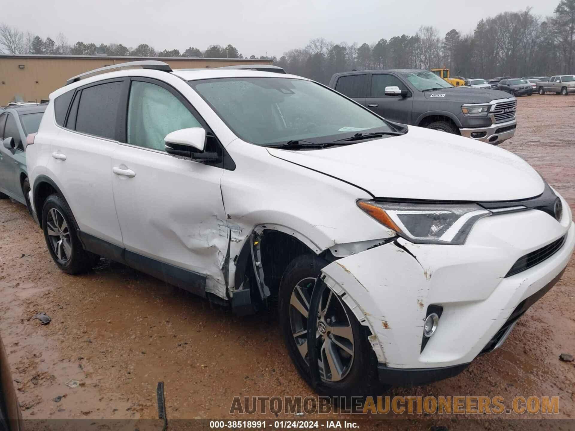 2T3RFREV3JW843007 TOYOTA RAV4 2018