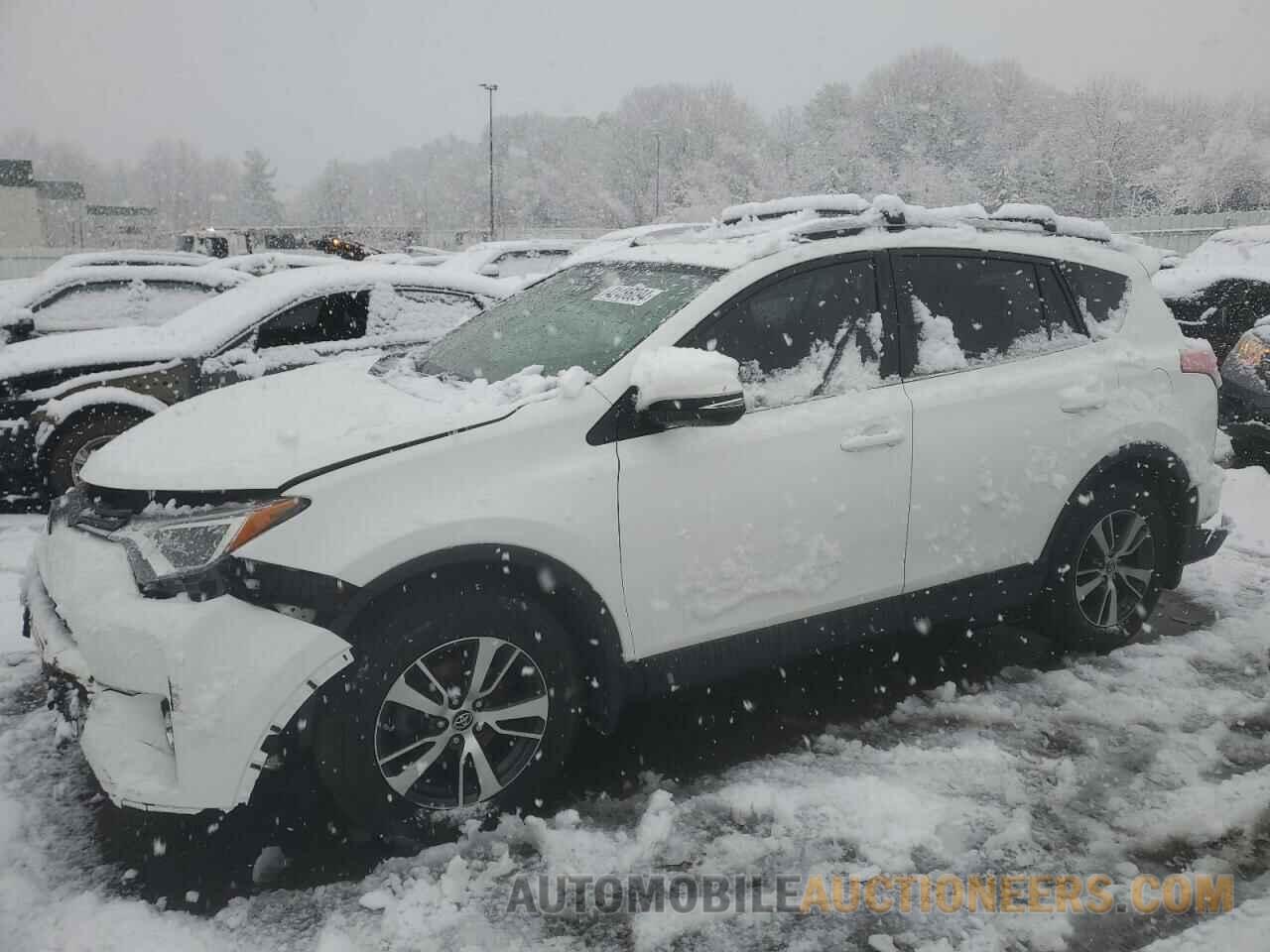 2T3RFREV3JW853021 TOYOTA RAV4 2018