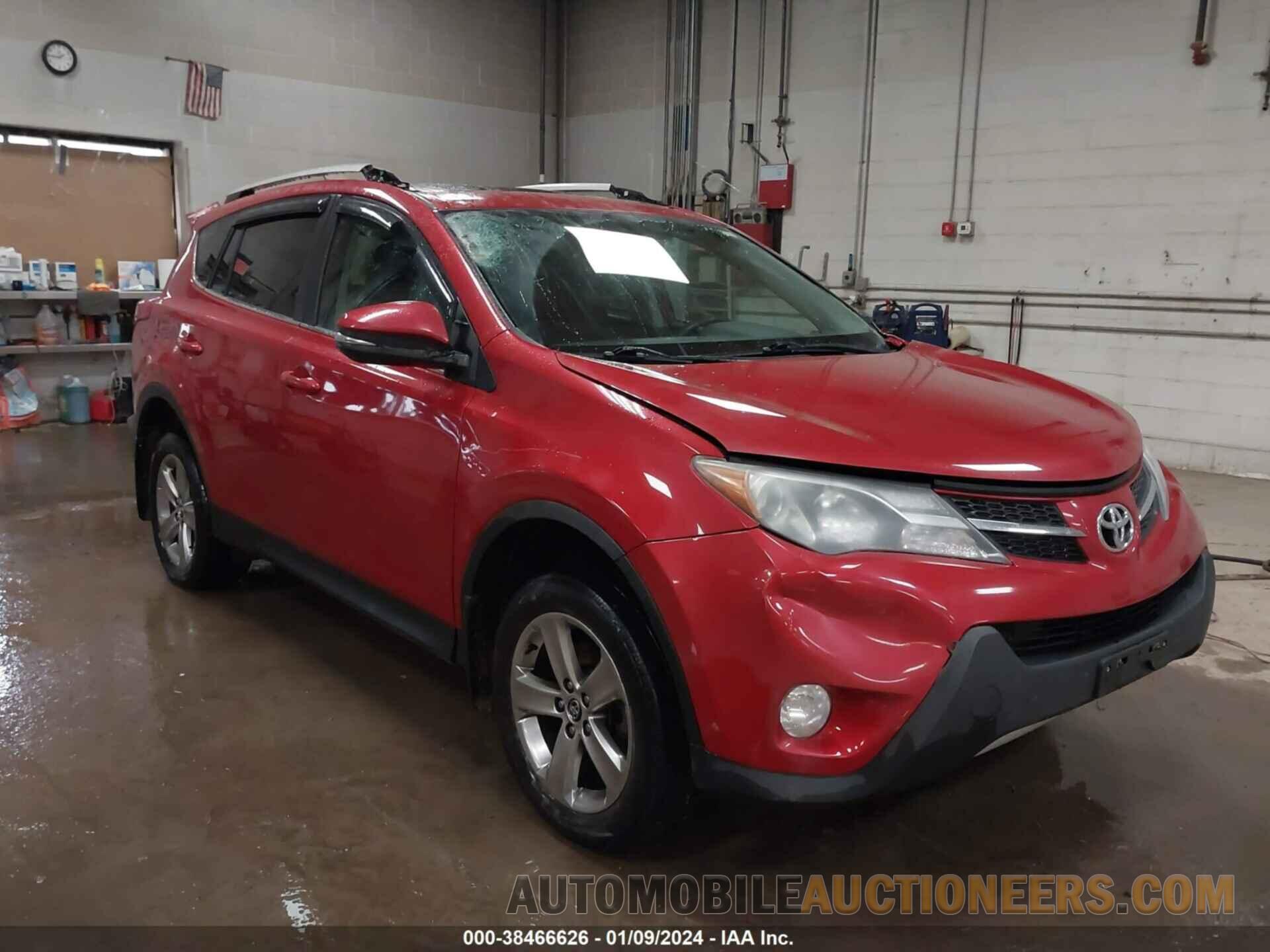 2T3RFREV4FW233253 TOYOTA RAV4 2015