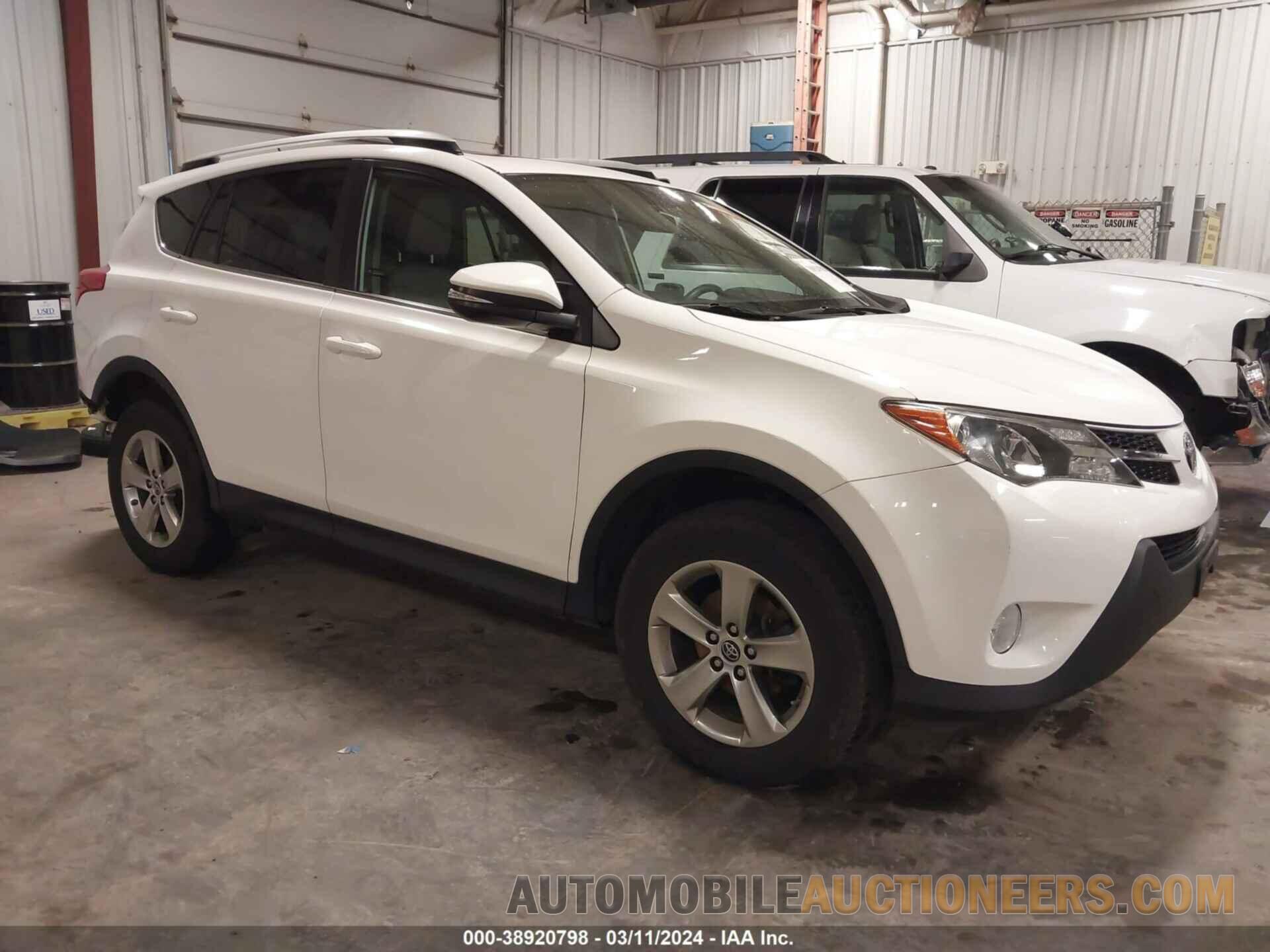 2T3RFREV4FW284610 TOYOTA RAV4 2015