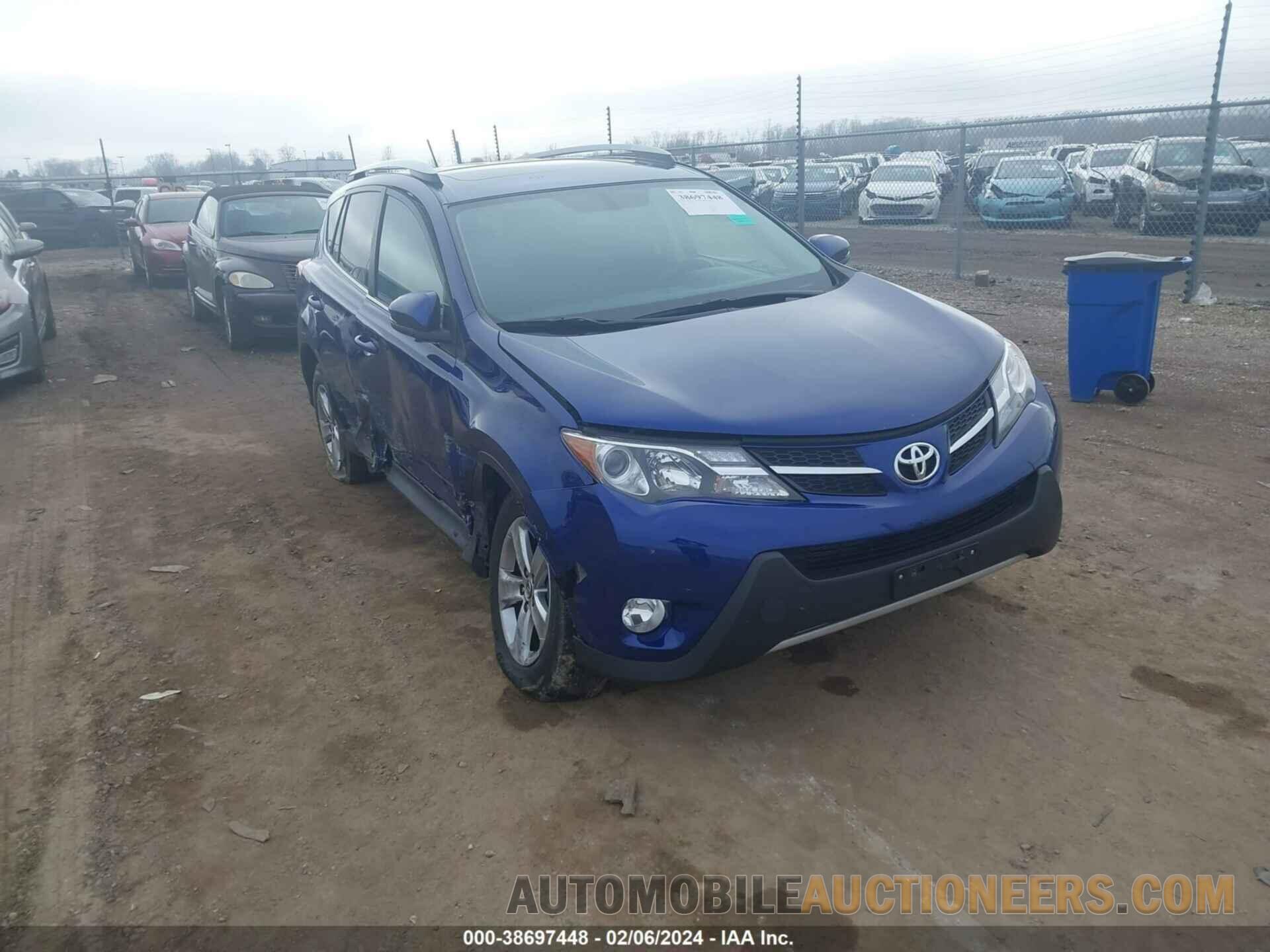 2T3RFREV4FW302264 TOYOTA RAV4 2015