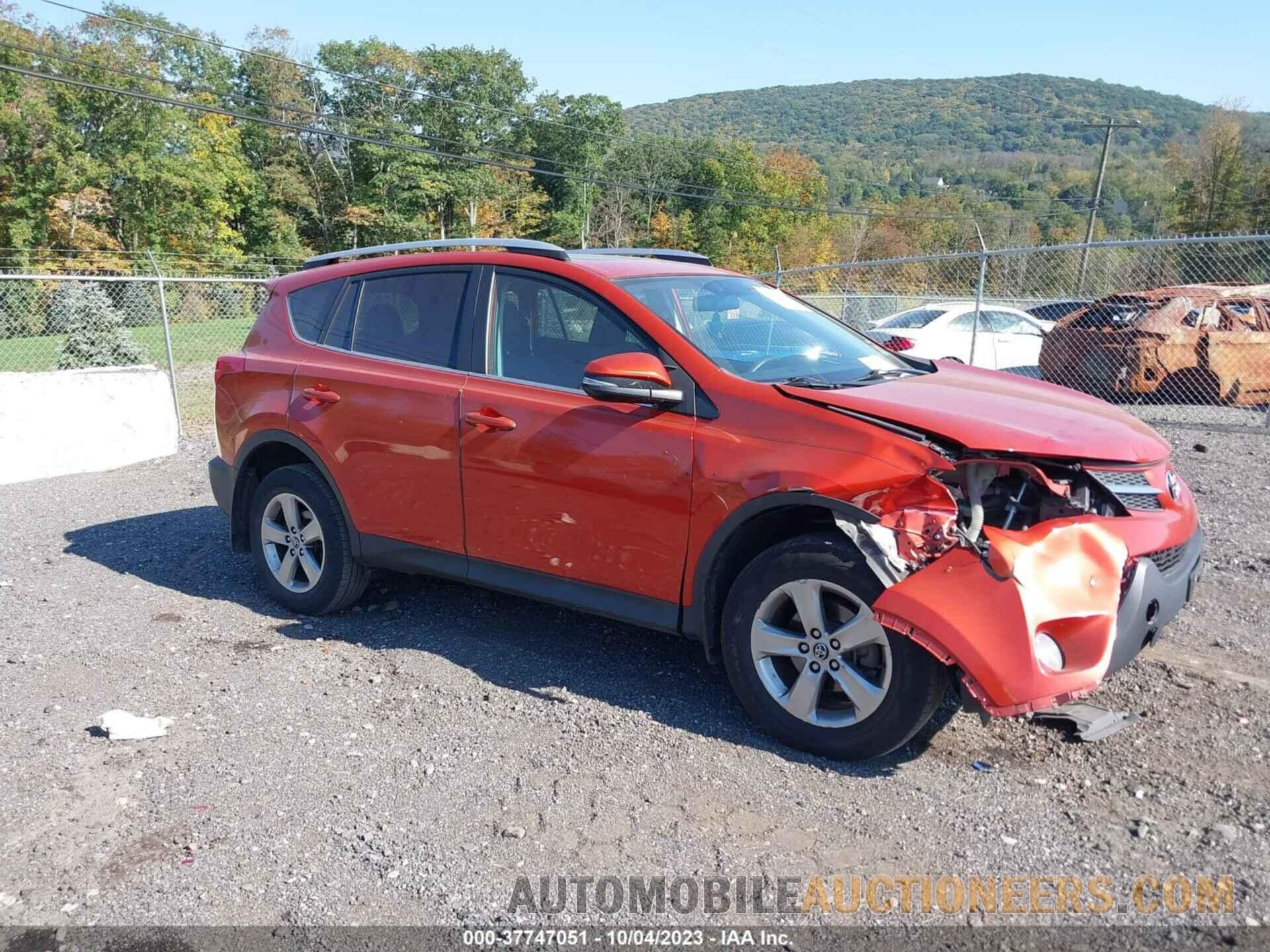 2T3RFREV4FW306346 TOYOTA RAV4 2015