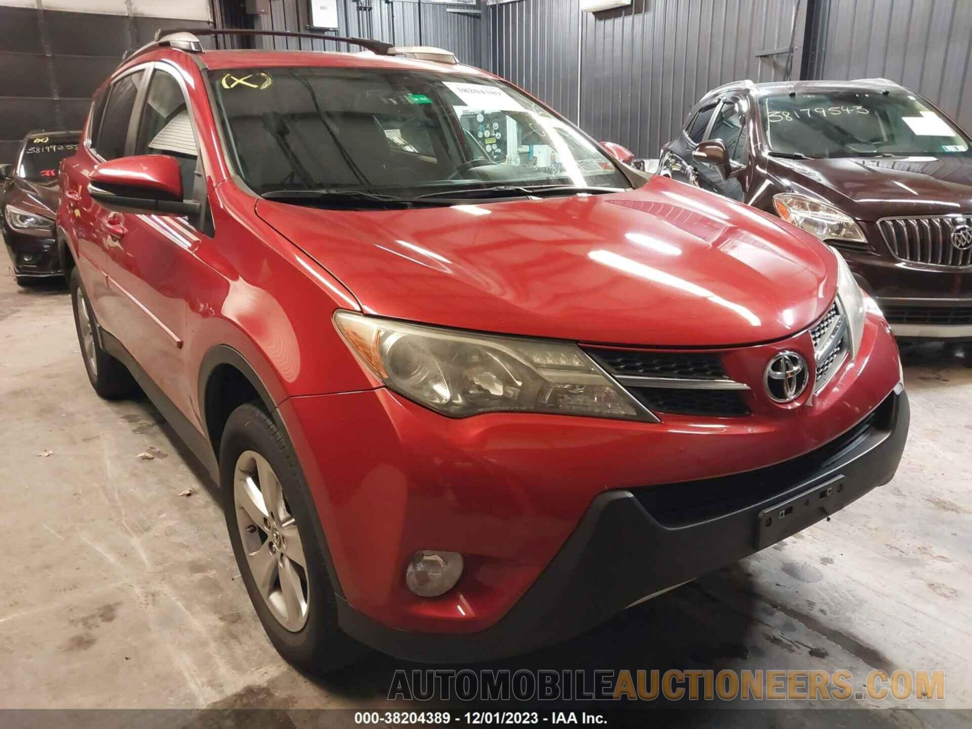 2T3RFREV4FW324796 TOYOTA RAV4 2015