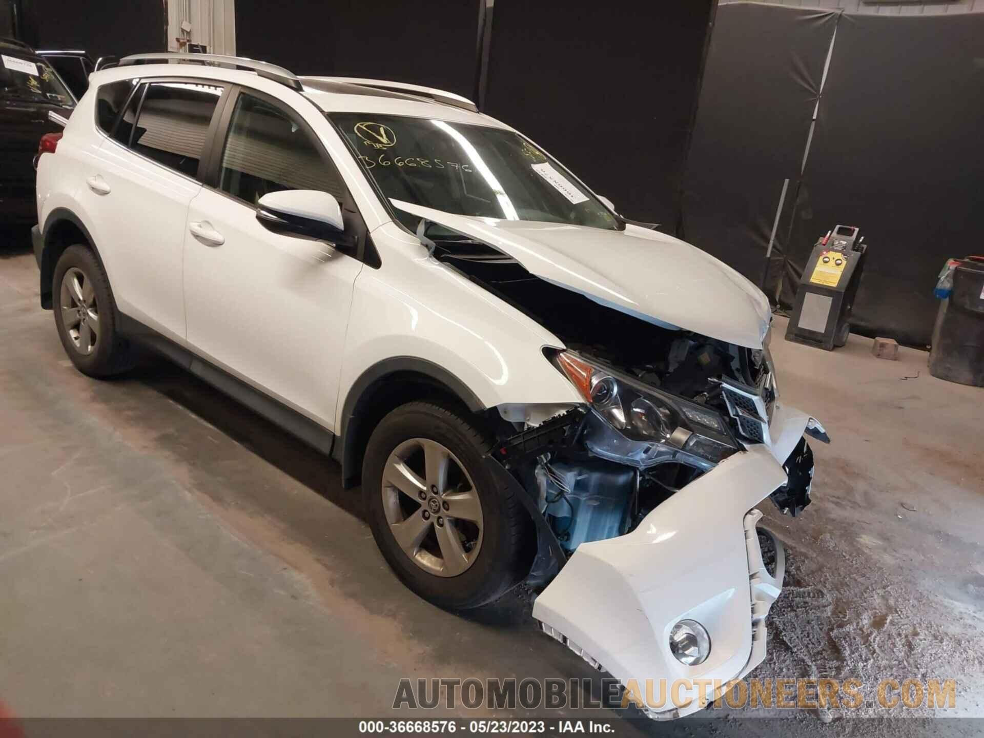 2T3RFREV4FW393939 TOYOTA RAV4 2015