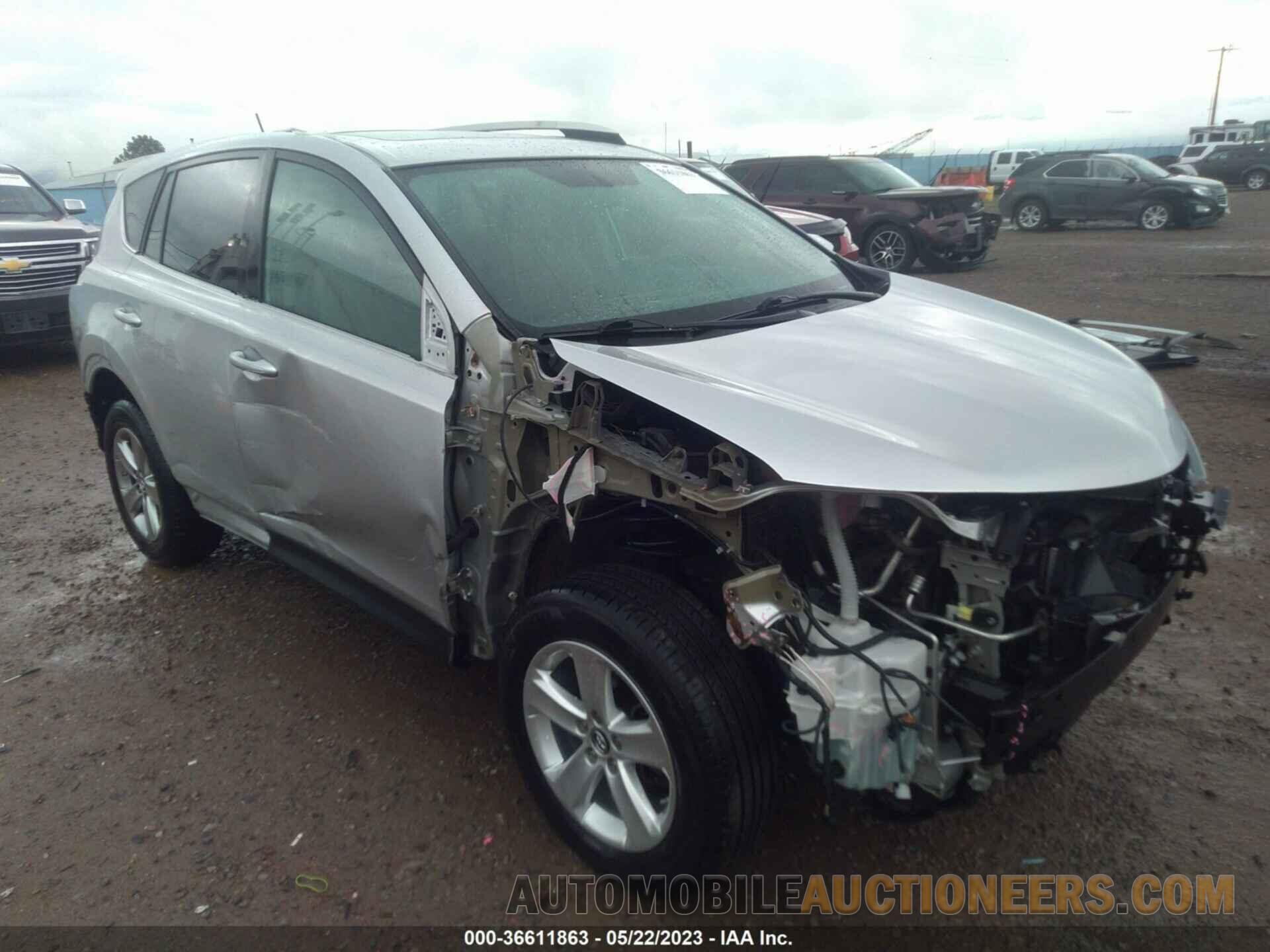 2T3RFREV4FW404762 TOYOTA RAV4 2015