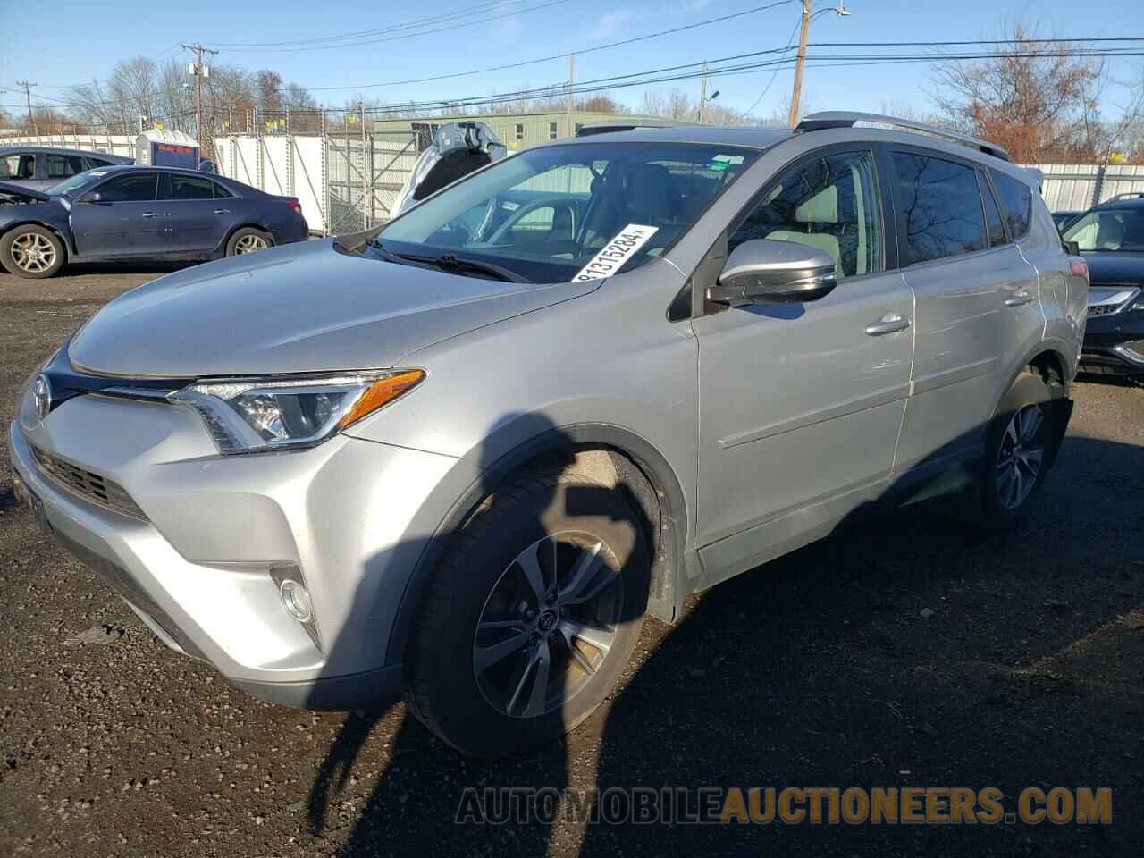 2T3RFREV4GW460945 TOYOTA RAV4 2016