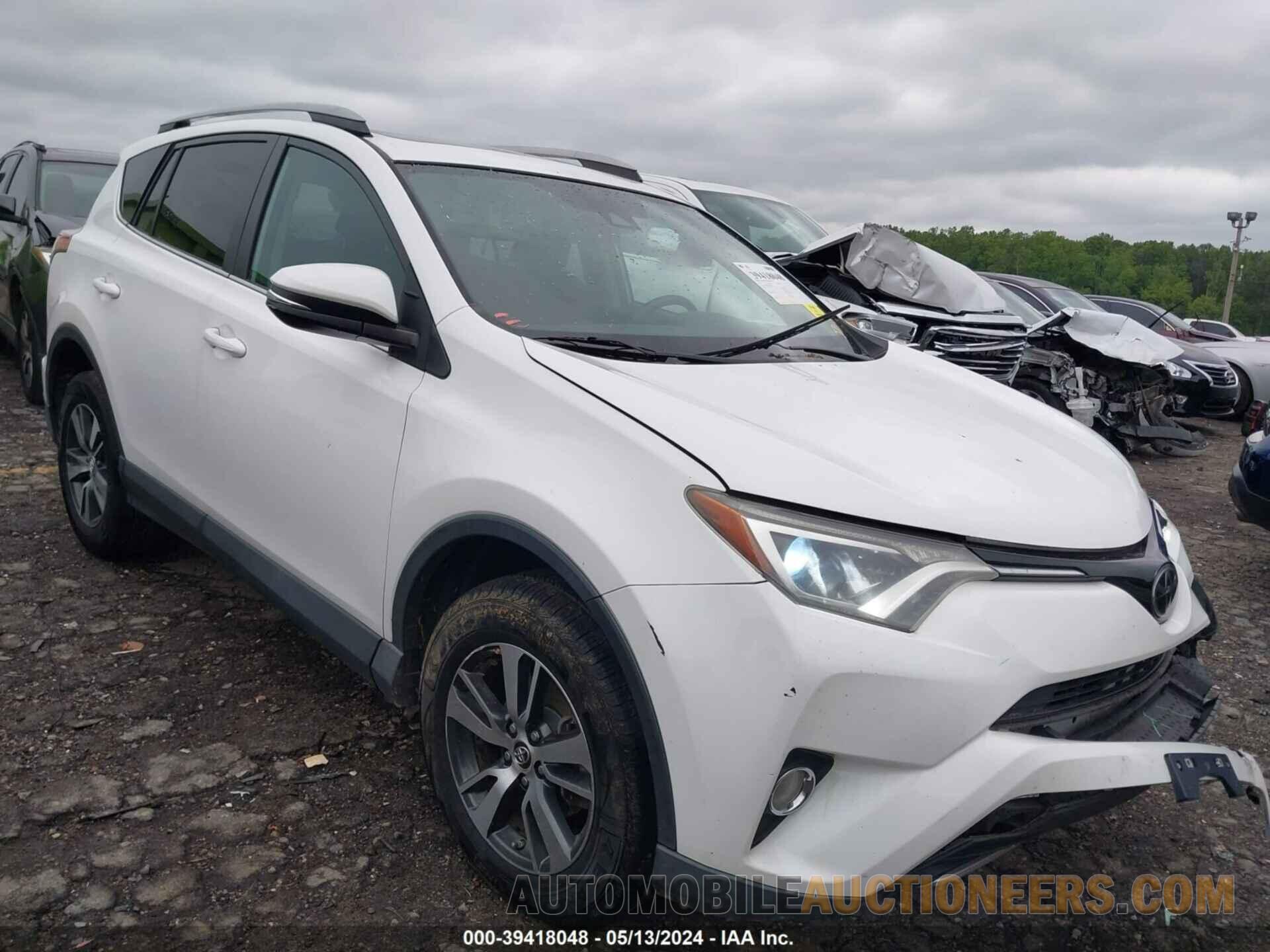 2T3RFREV4HW560786 TOYOTA RAV4 2017