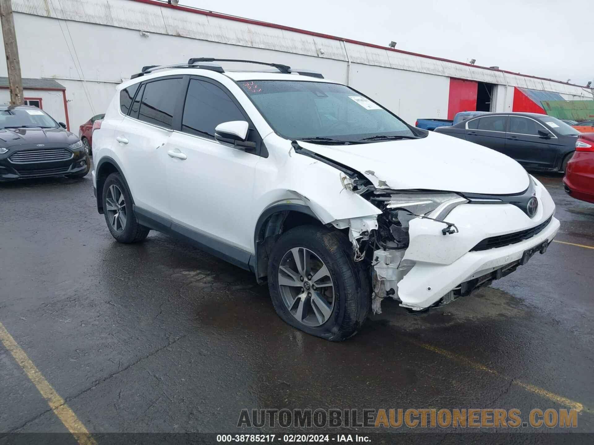 2T3RFREV4HW666185 TOYOTA RAV4 2017