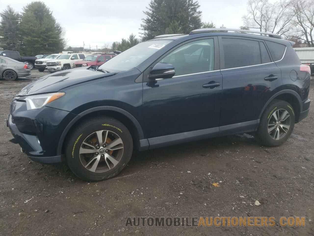 2T3RFREV4HW666882 TOYOTA RAV4 2017