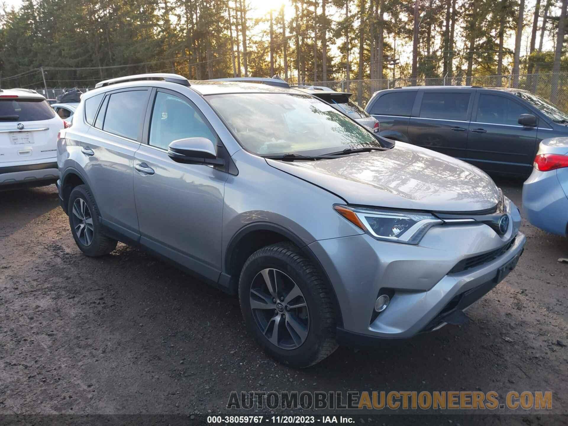 2T3RFREV4HW689174 TOYOTA RAV4 2017