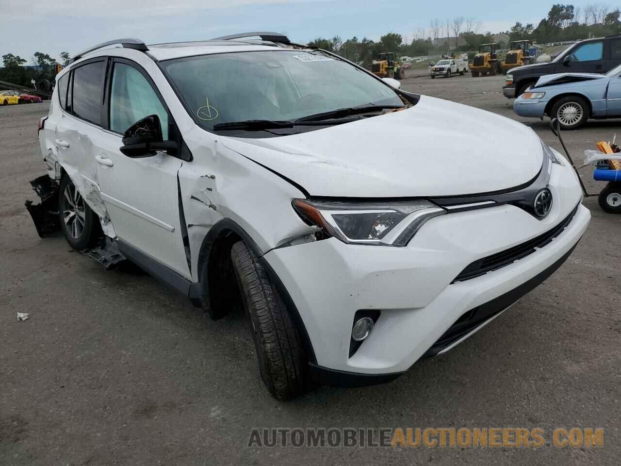 2T3RFREV4HW693001 TOYOTA RAV4 2017