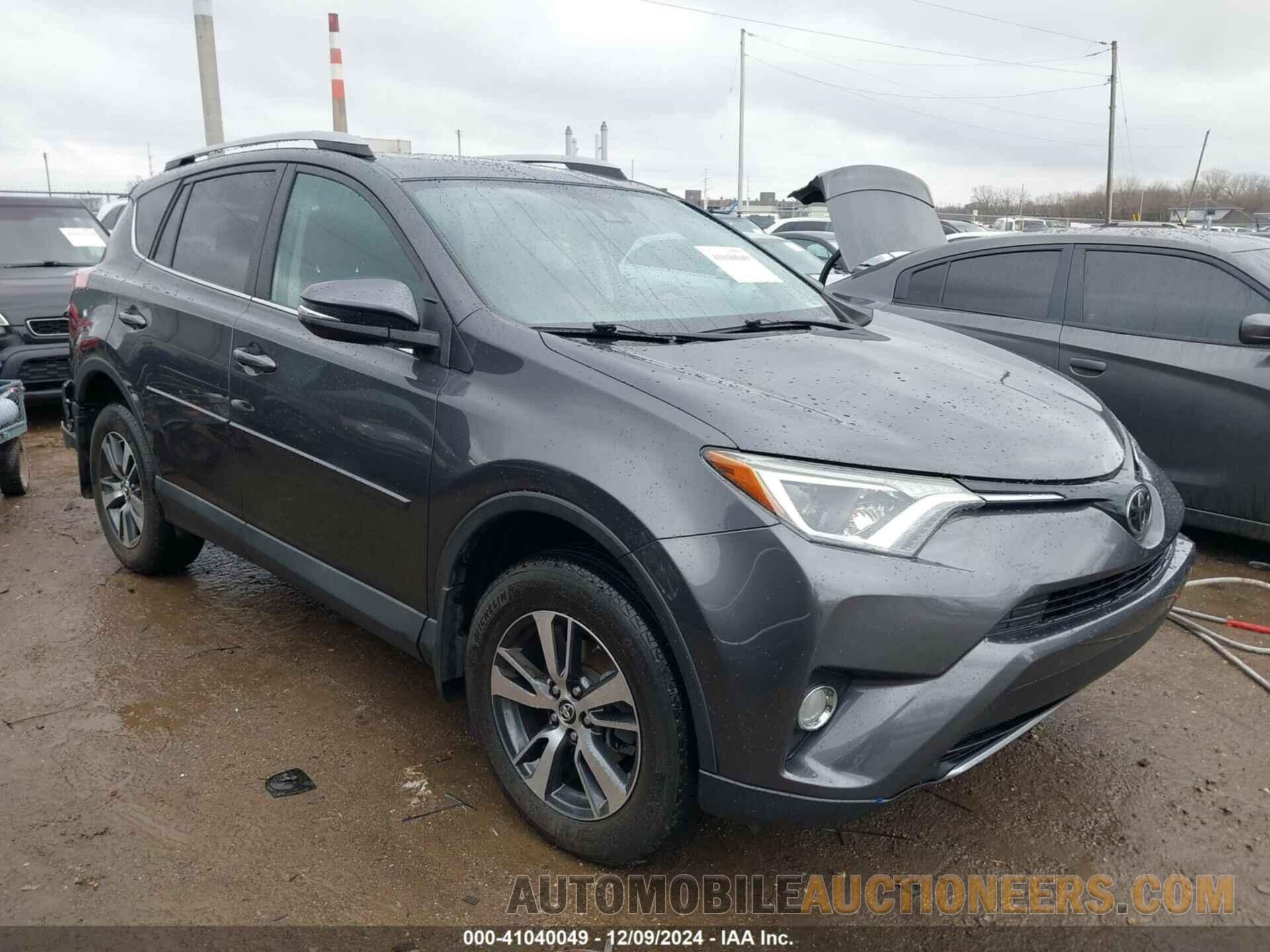 2T3RFREV4HW695587 TOYOTA RAV4 2017