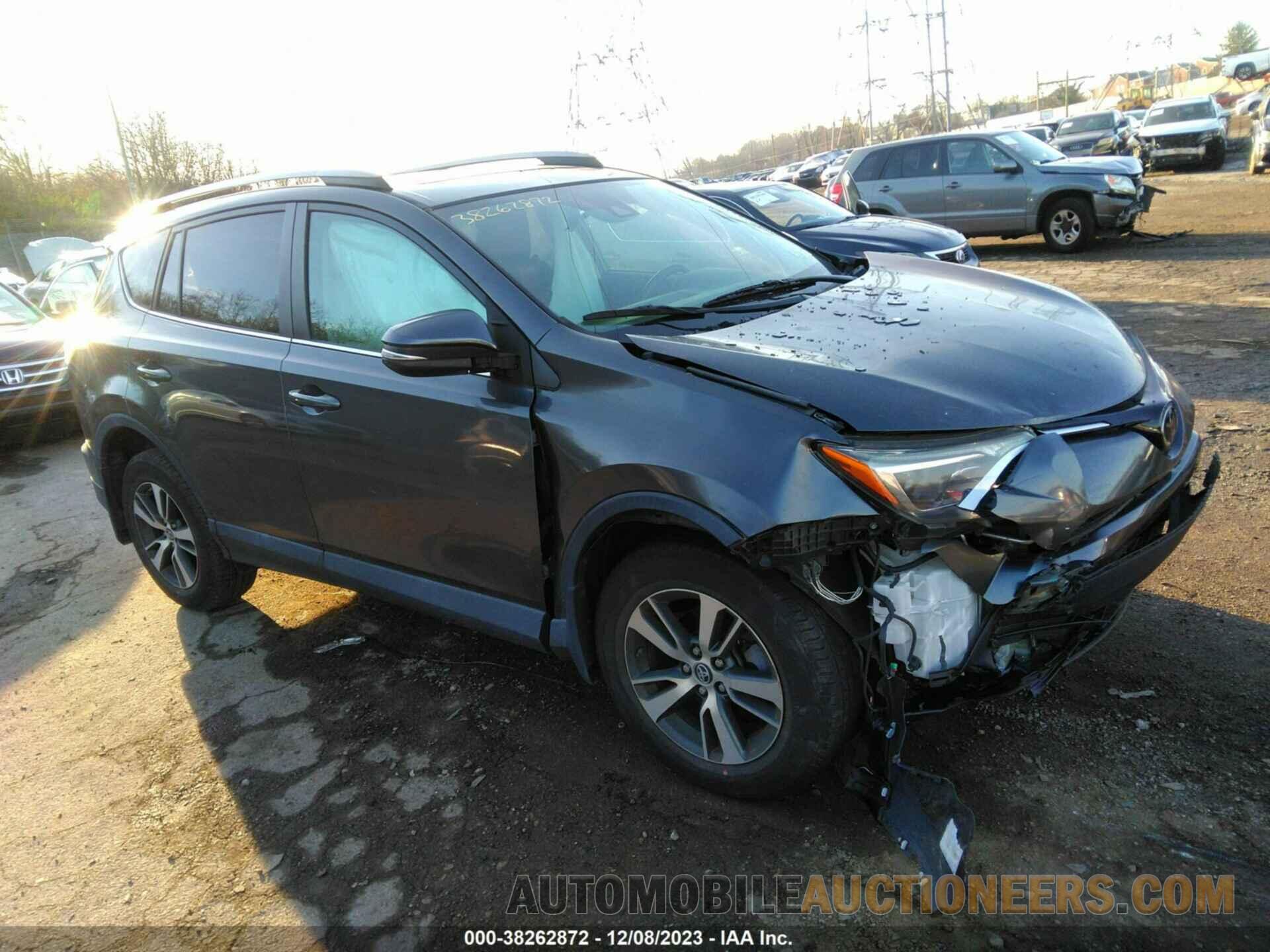 2T3RFREV4JW768284 TOYOTA RAV4 2018