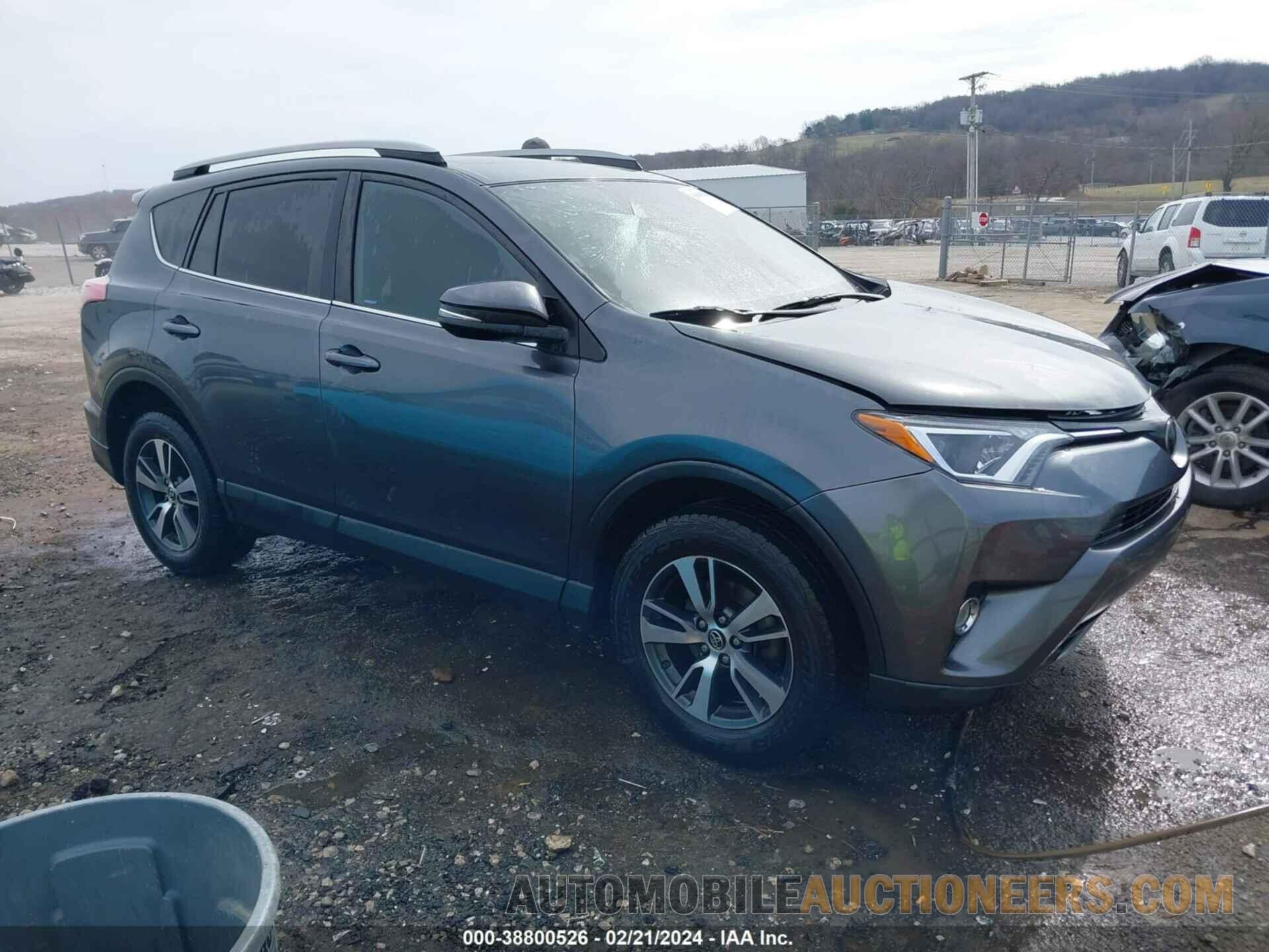 2T3RFREV4JW772111 TOYOTA RAV4 2018