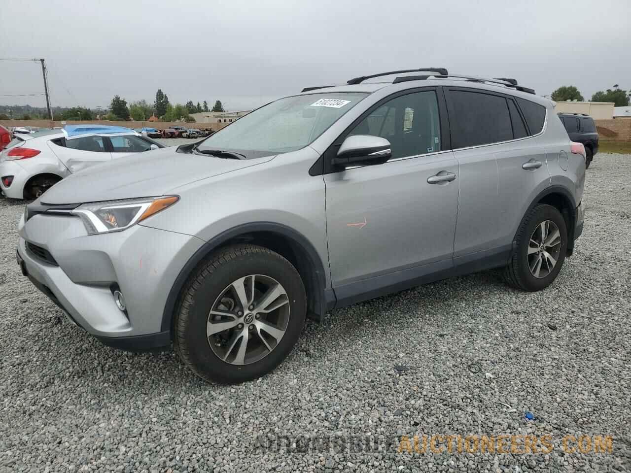 2T3RFREV4JW804197 TOYOTA RAV4 2018