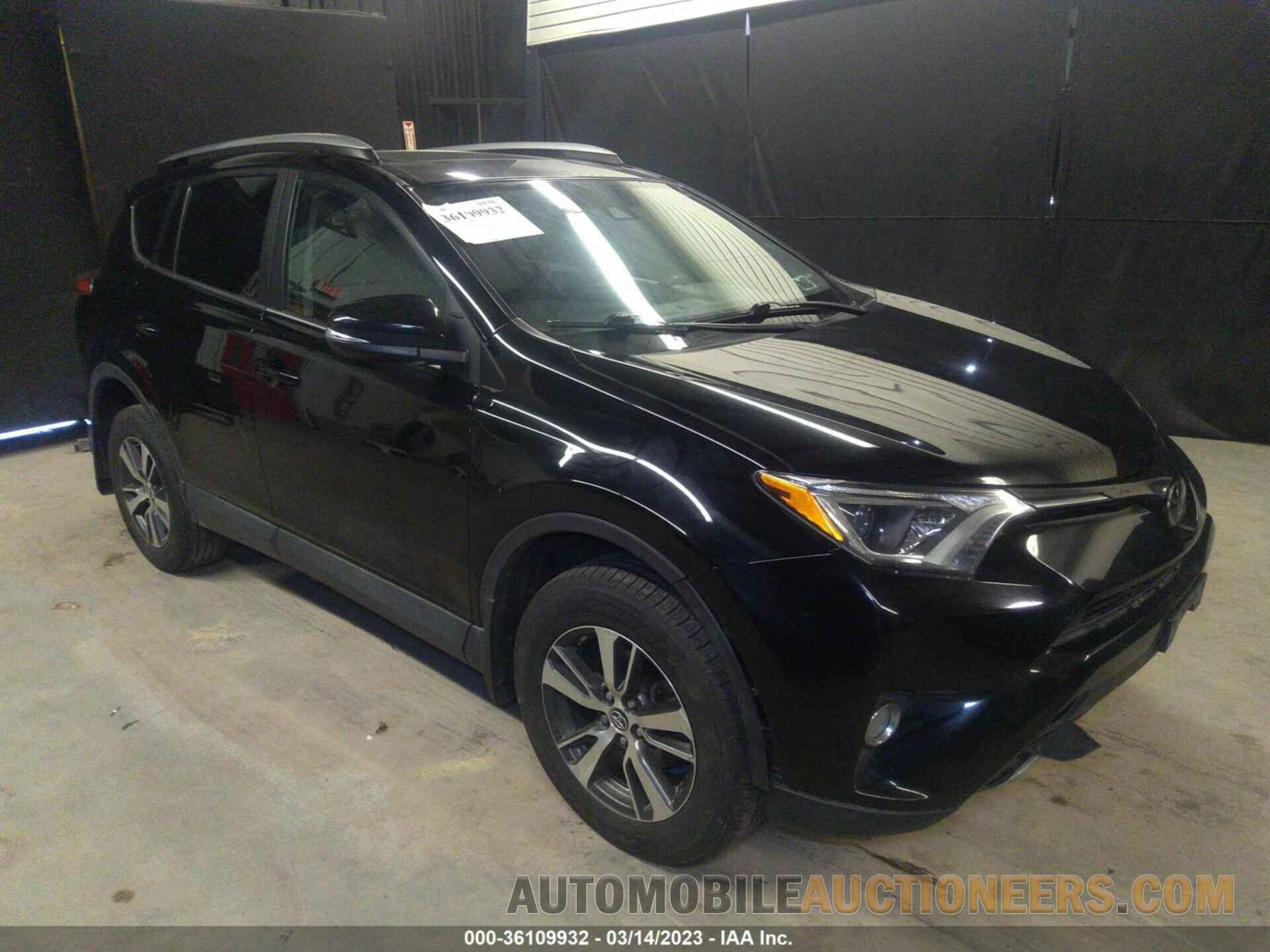 2T3RFREV4JW817452 TOYOTA RAV4 2018