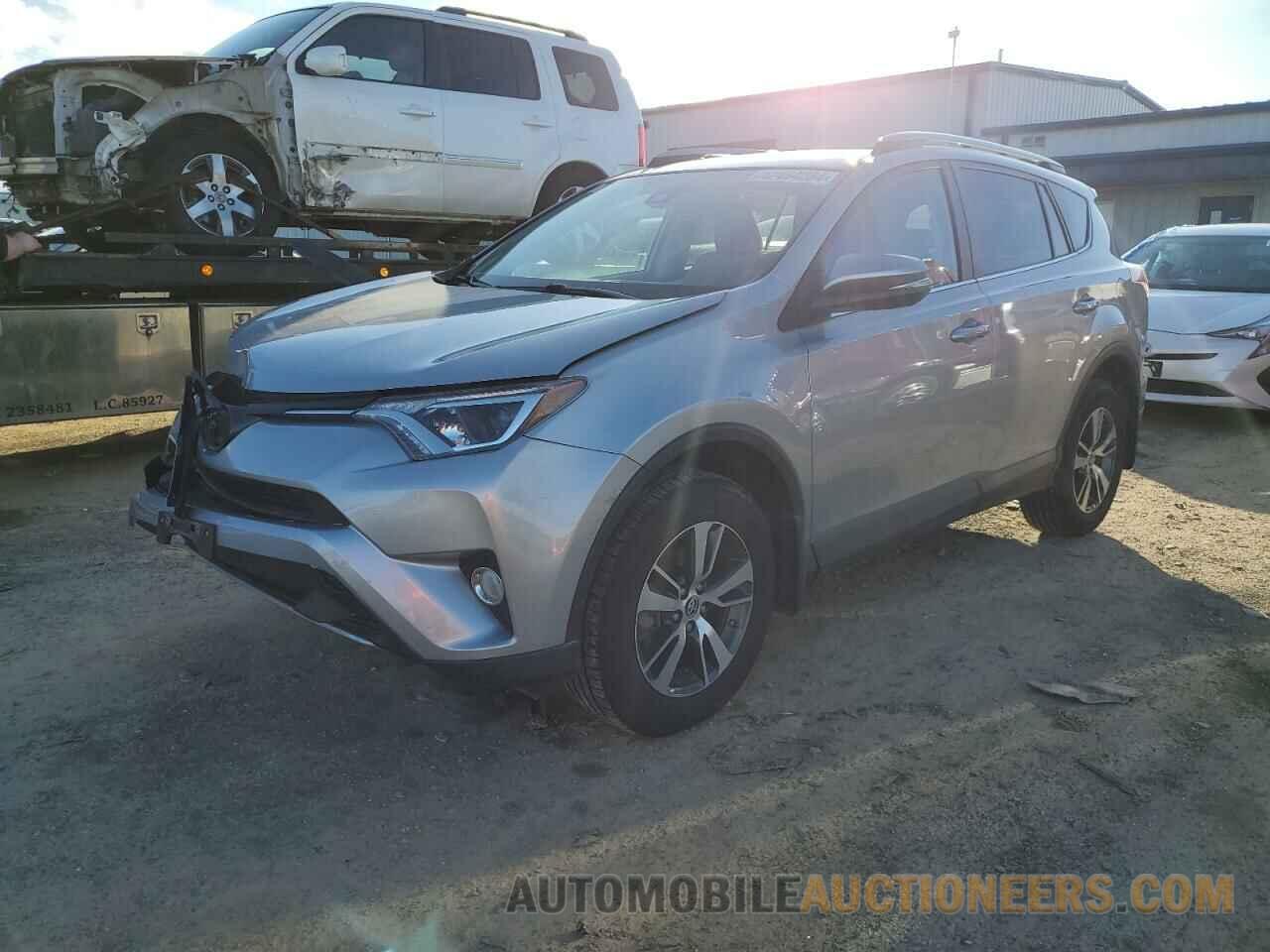 2T3RFREV4JW845073 TOYOTA RAV4 2018