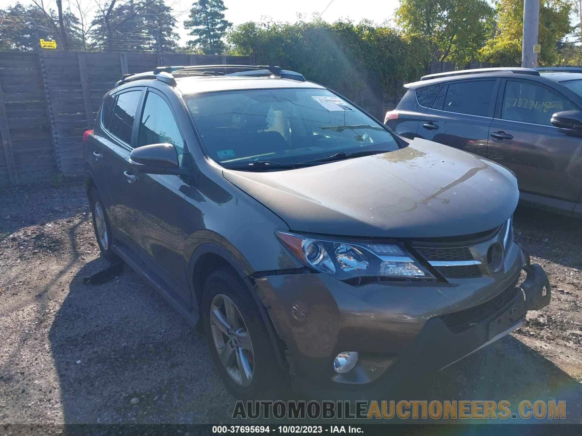 2T3RFREV5FW254290 TOYOTA RAV4 2015