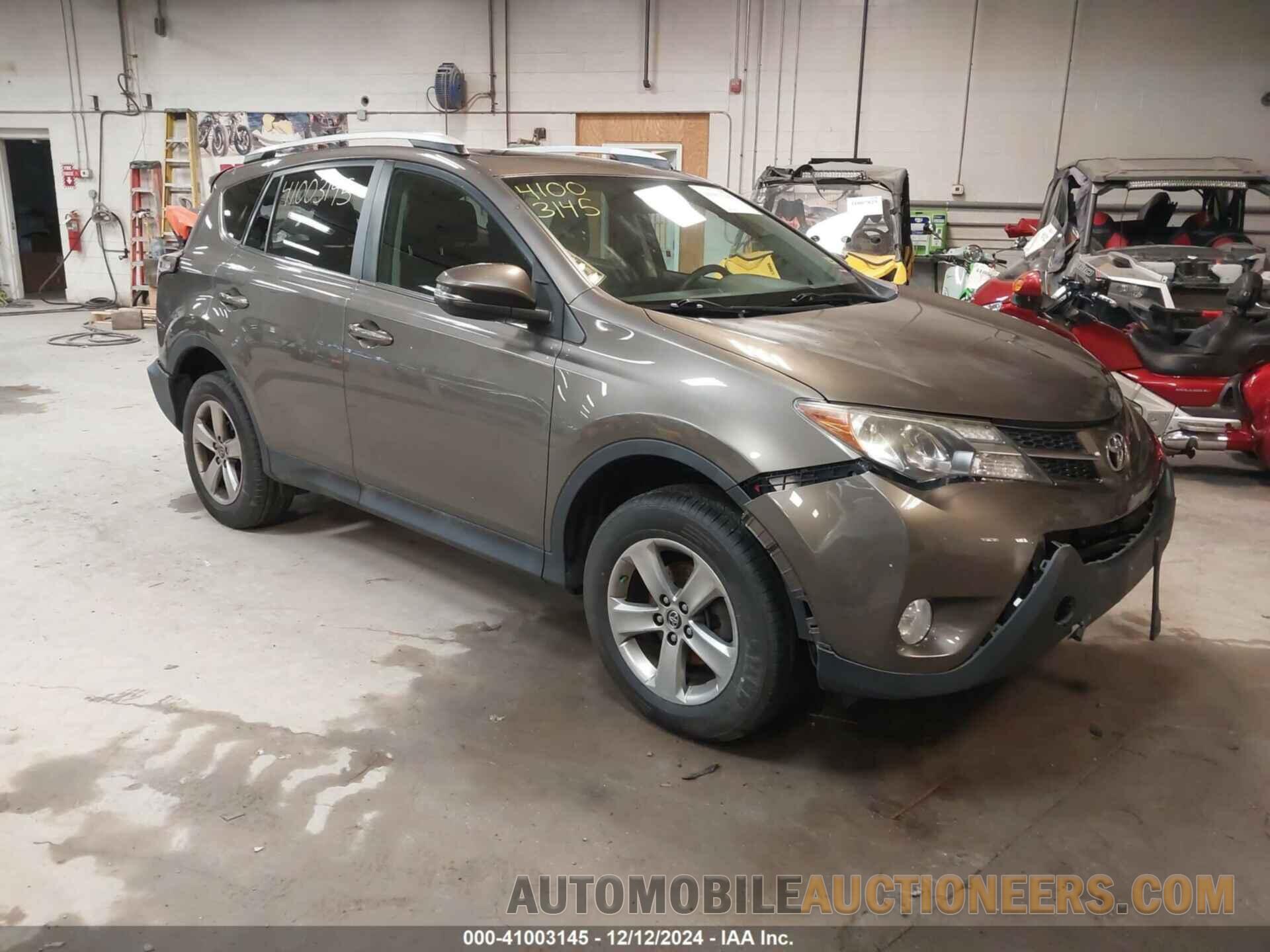 2T3RFREV5FW264138 TOYOTA RAV4 2015