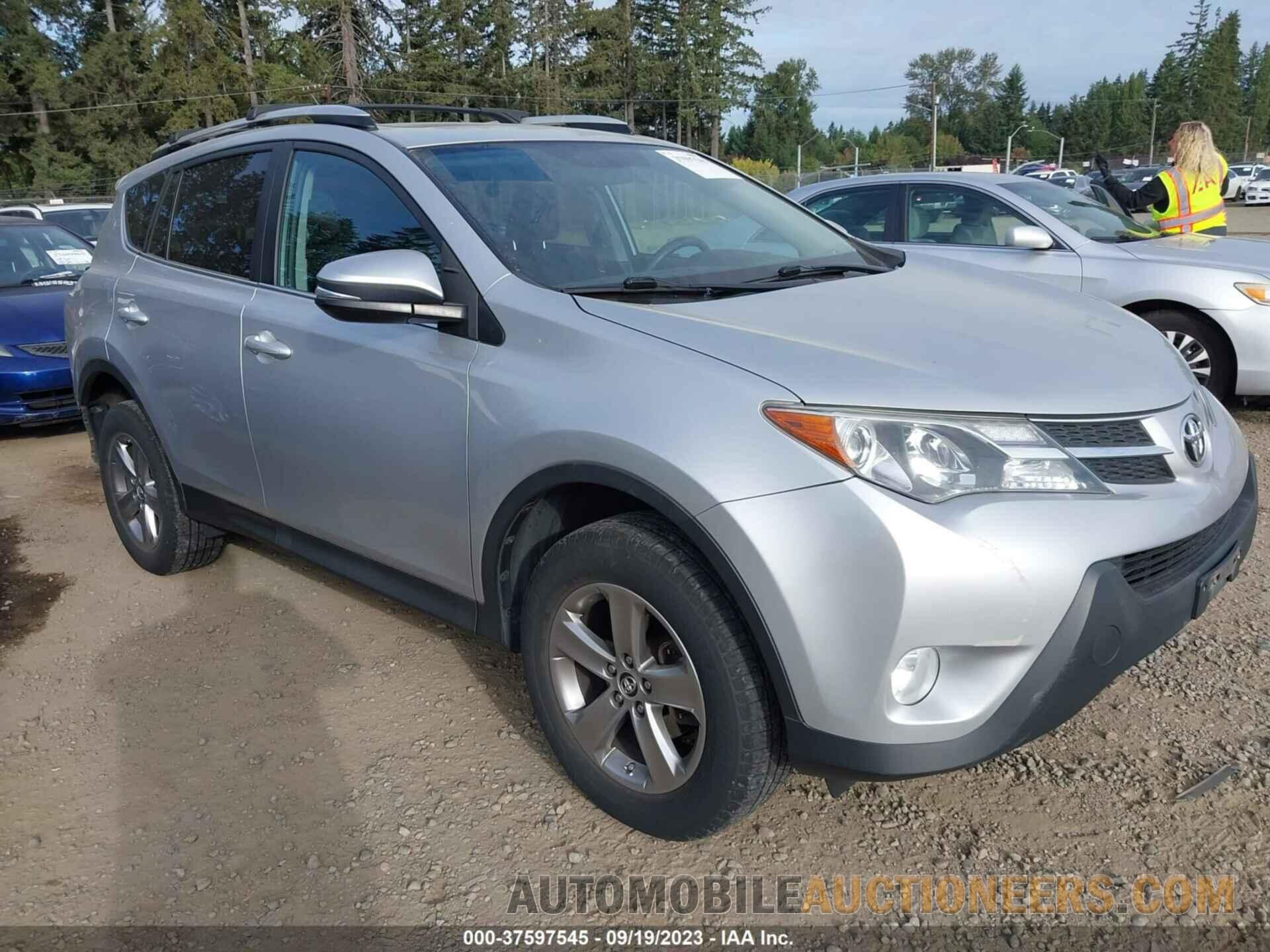 2T3RFREV5FW264740 TOYOTA RAV4 2015