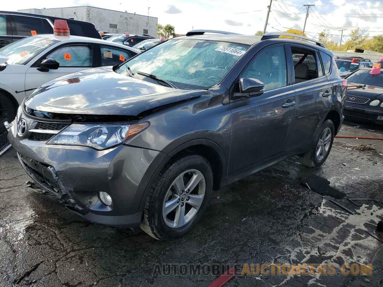 2T3RFREV5FW317355 TOYOTA RAV4 2015