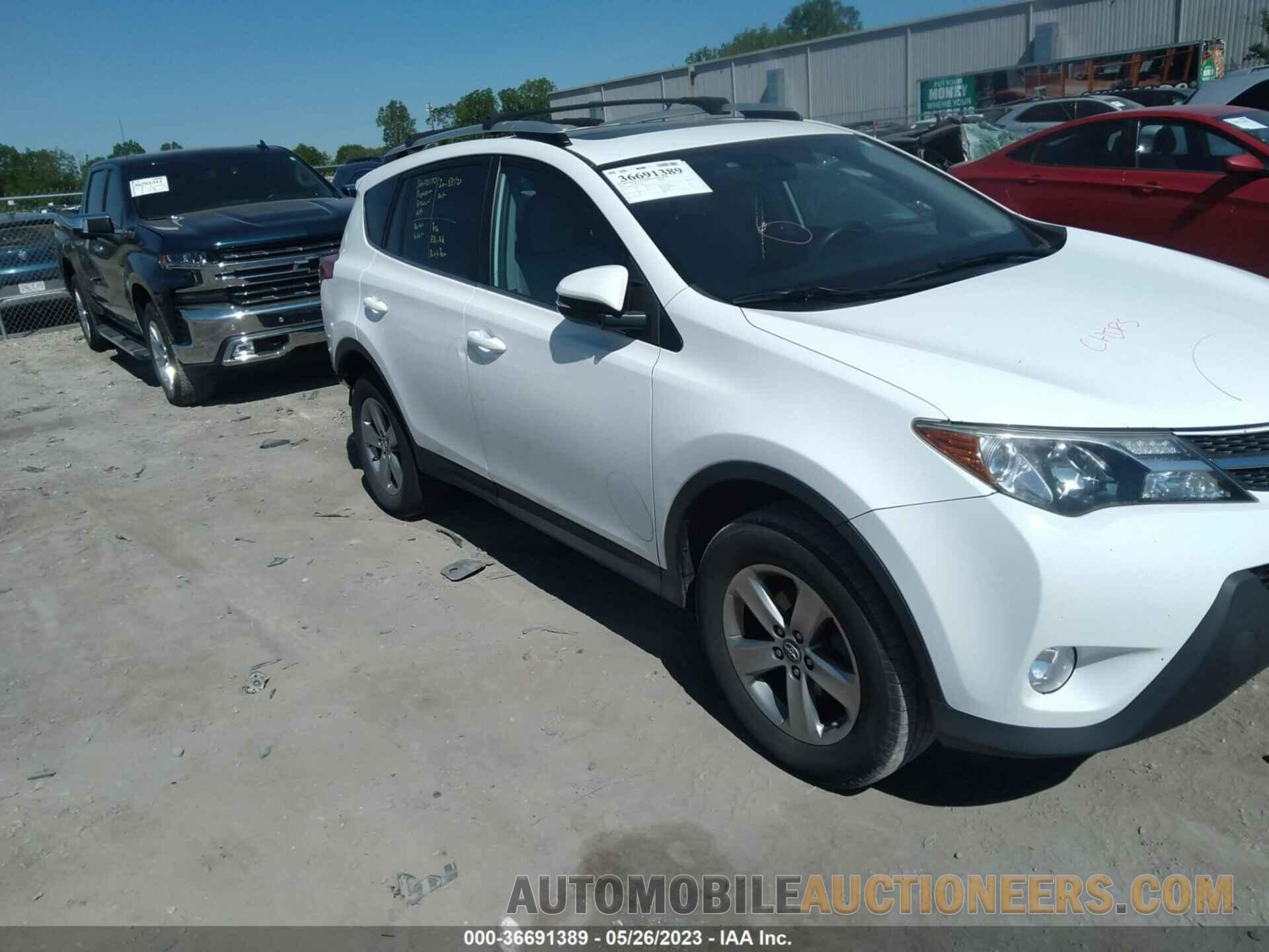 2T3RFREV5FW317744 TOYOTA RAV4 2015