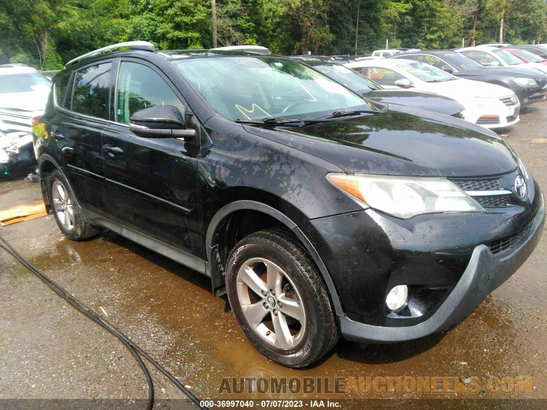 2T3RFREV5FW320515 TOYOTA RAV4 2015