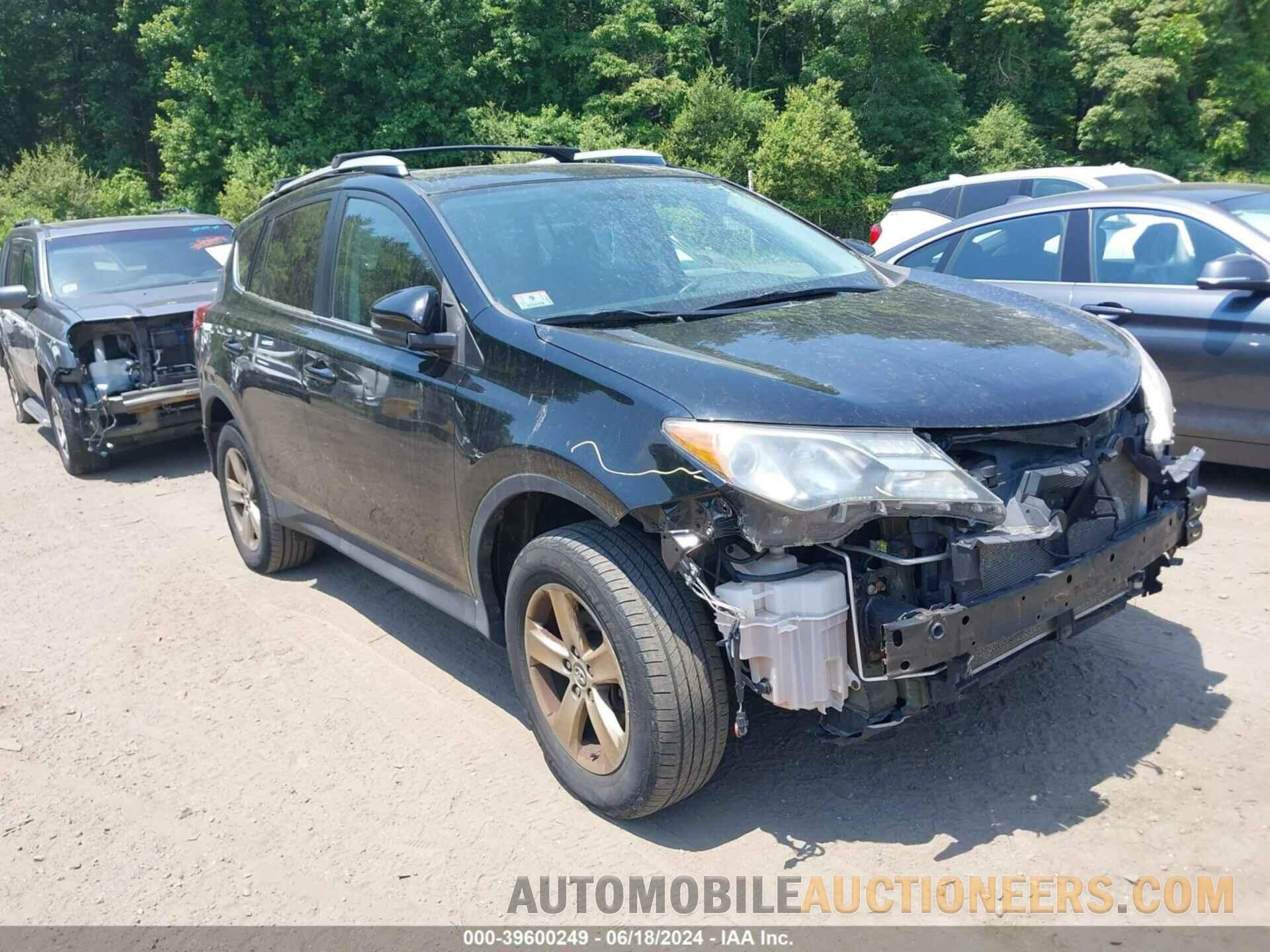 2T3RFREV5FW322104 TOYOTA RAV4 2015