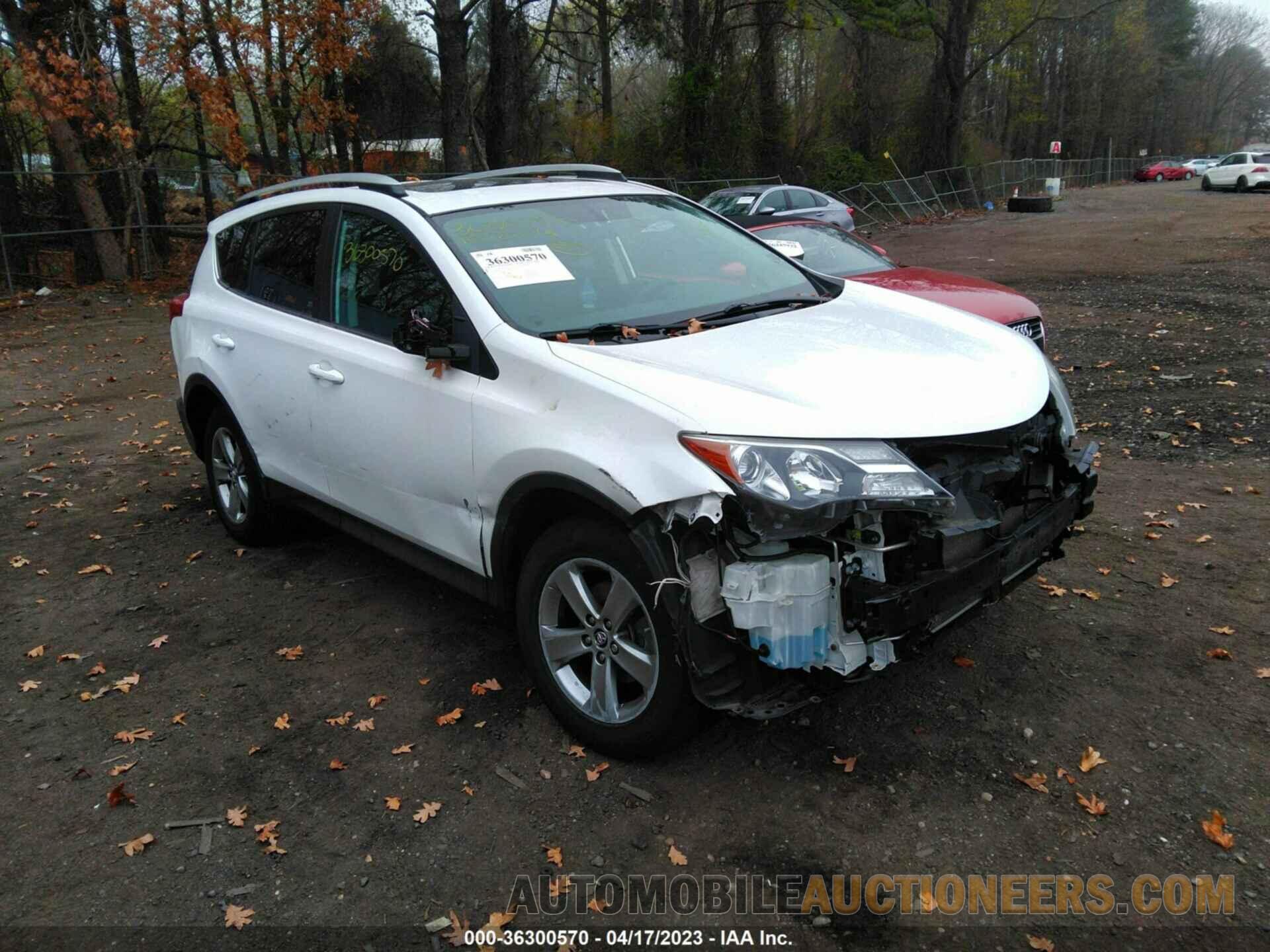 2T3RFREV5FW324936 TOYOTA RAV4 2015