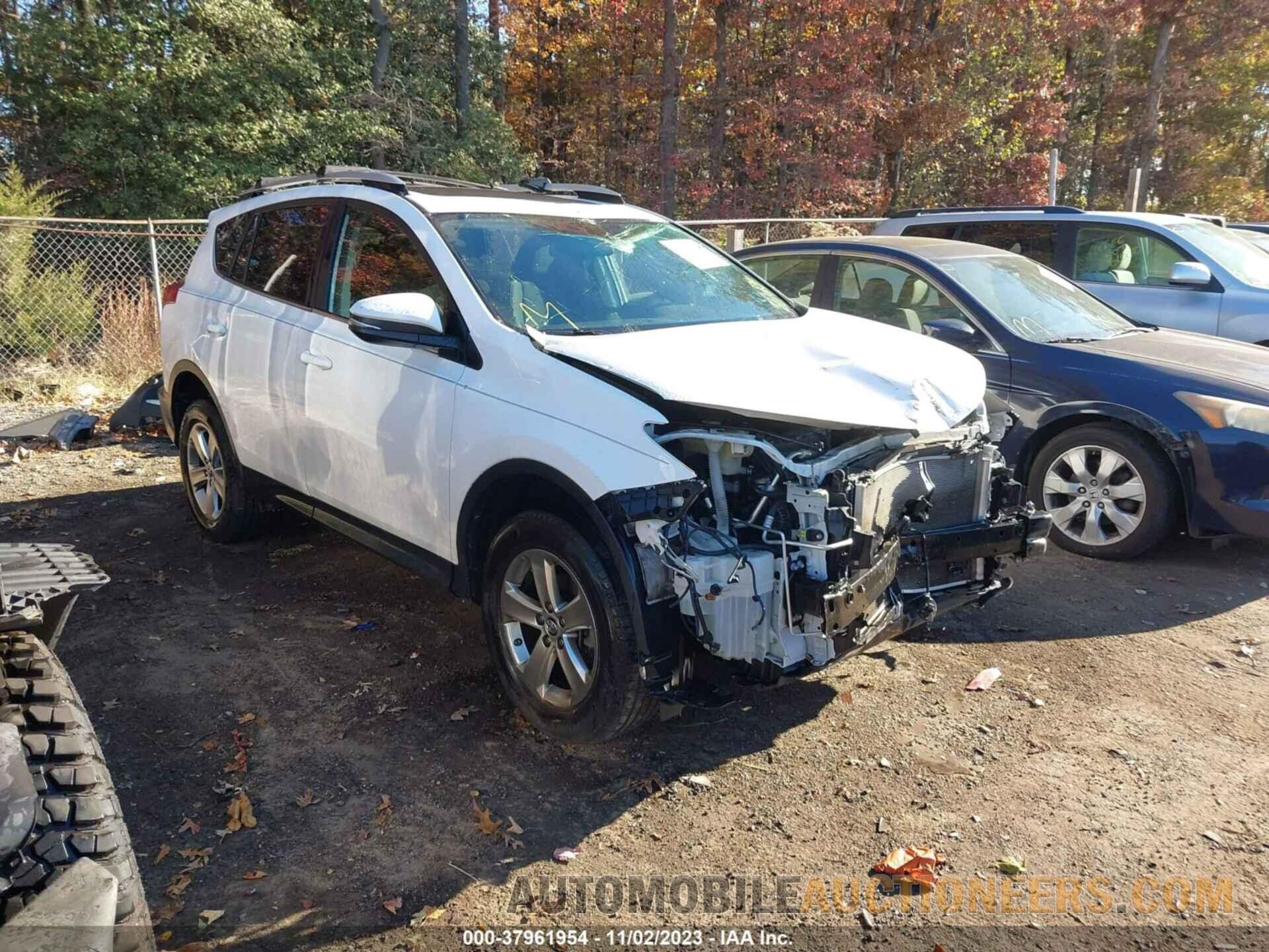 2T3RFREV5FW356141 TOYOTA RAV4 2015