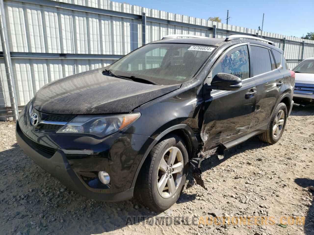 2T3RFREV5FW380813 TOYOTA RAV4 2015