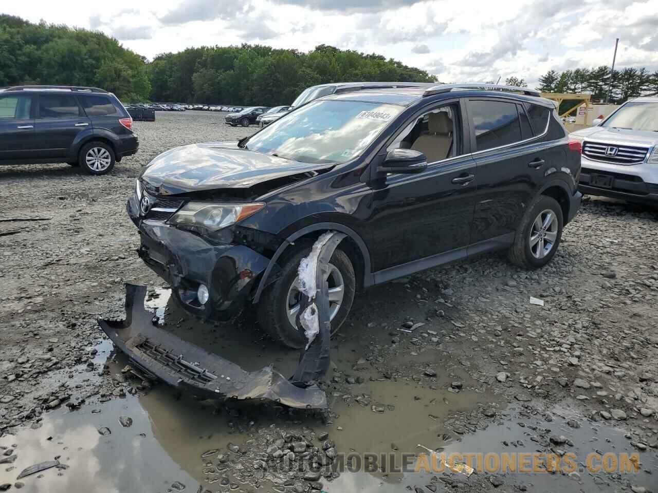 2T3RFREV5FW383159 TOYOTA RAV4 2015