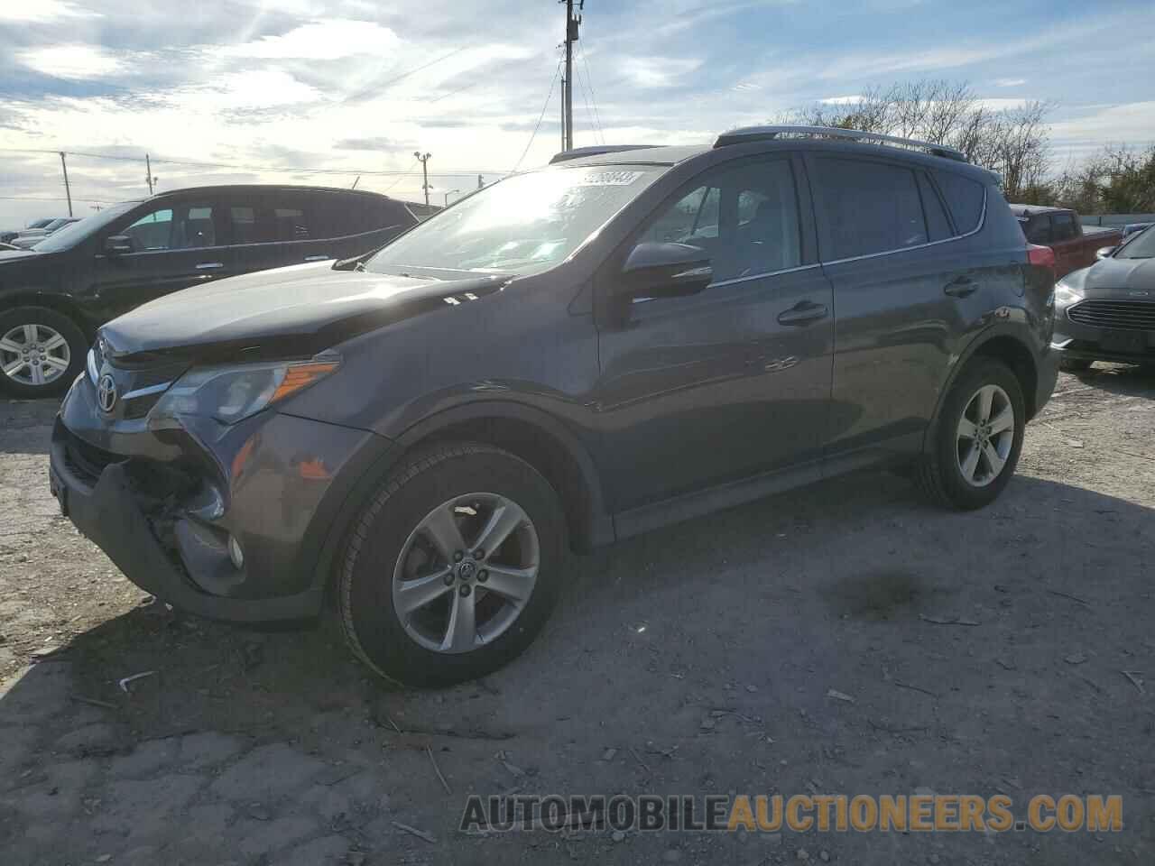 2T3RFREV5FW386398 TOYOTA RAV4 2015