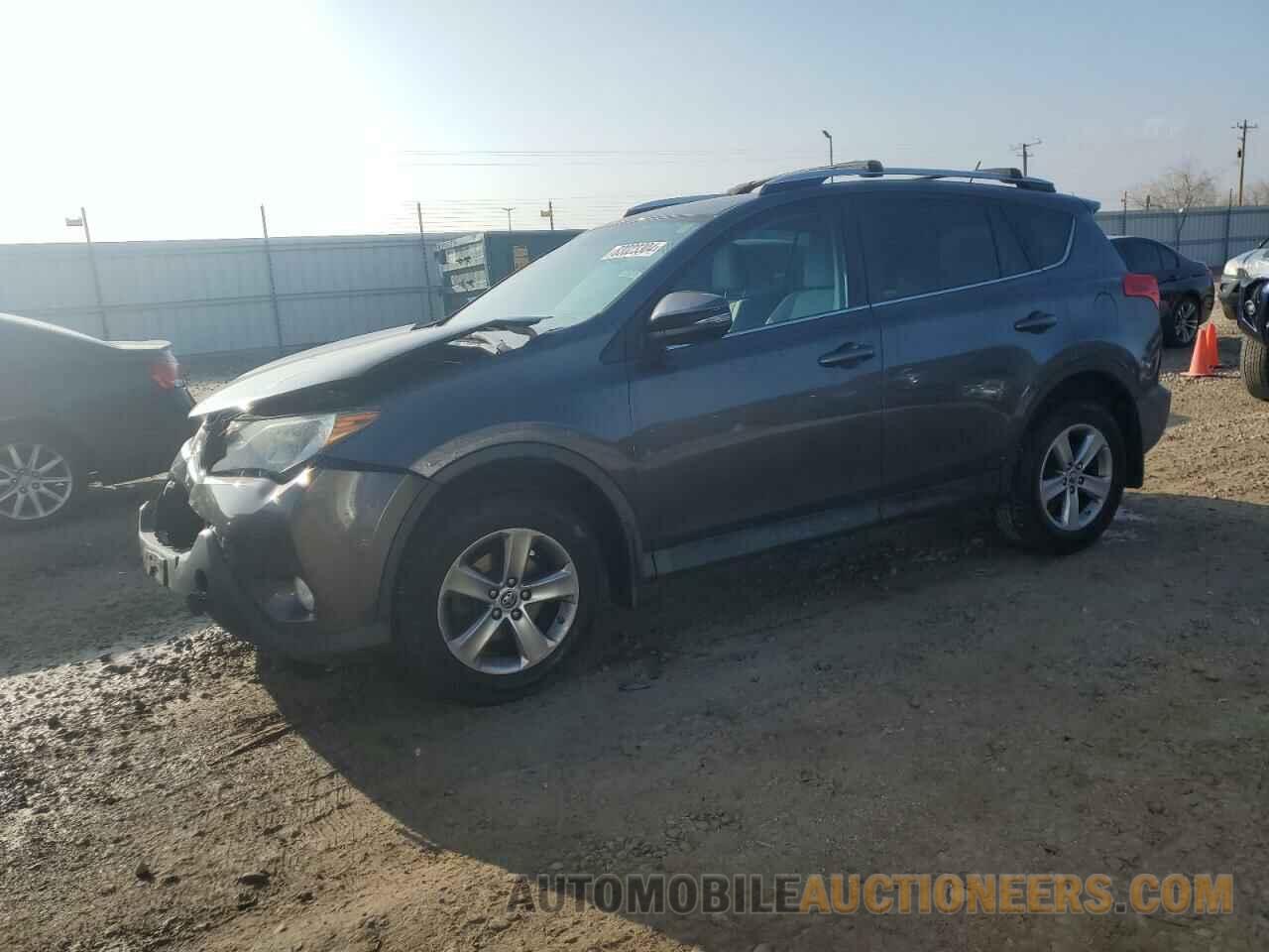 2T3RFREV5FW394632 TOYOTA RAV4 2015