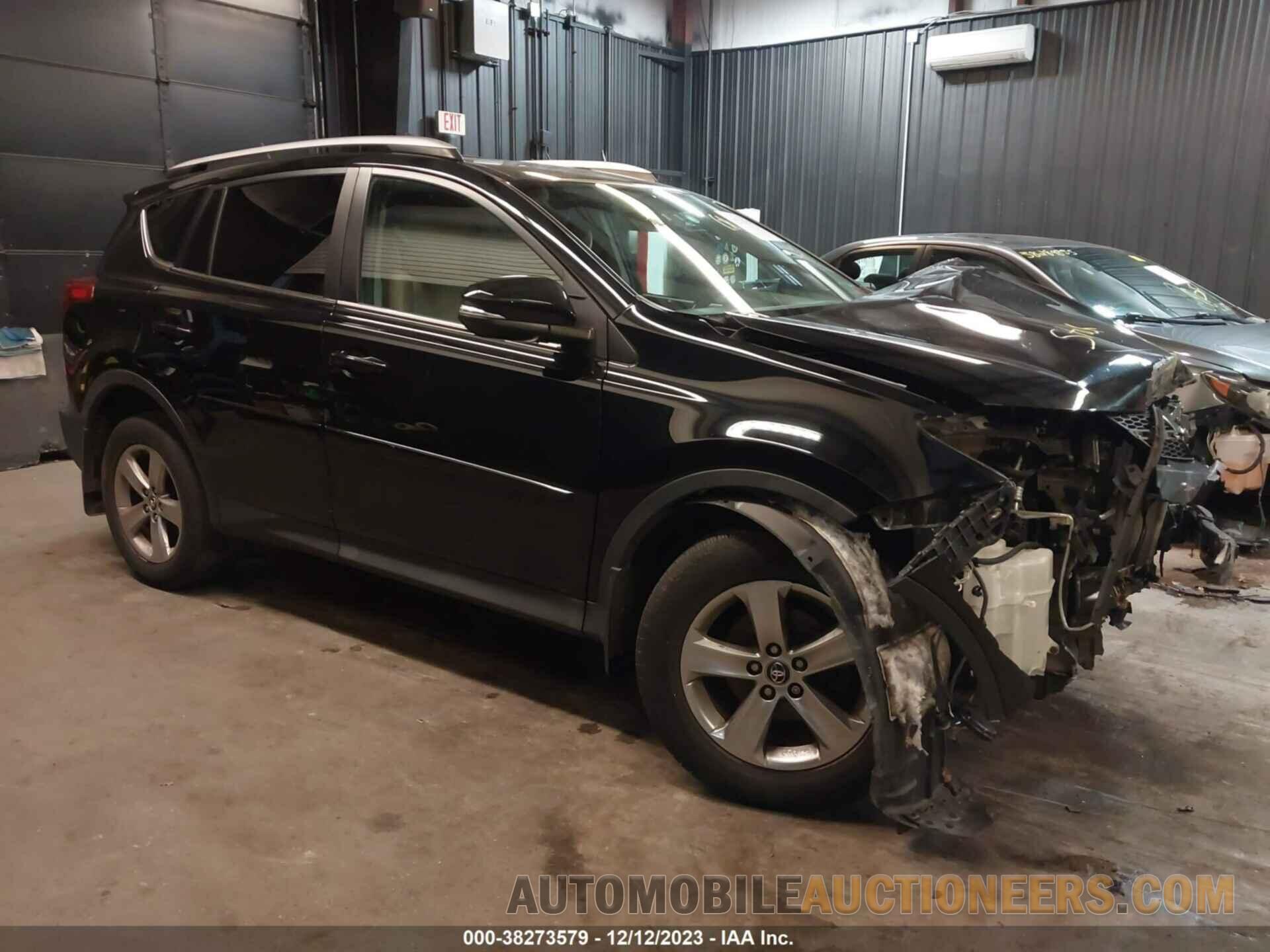 2T3RFREV5FW398082 TOYOTA RAV4 2015