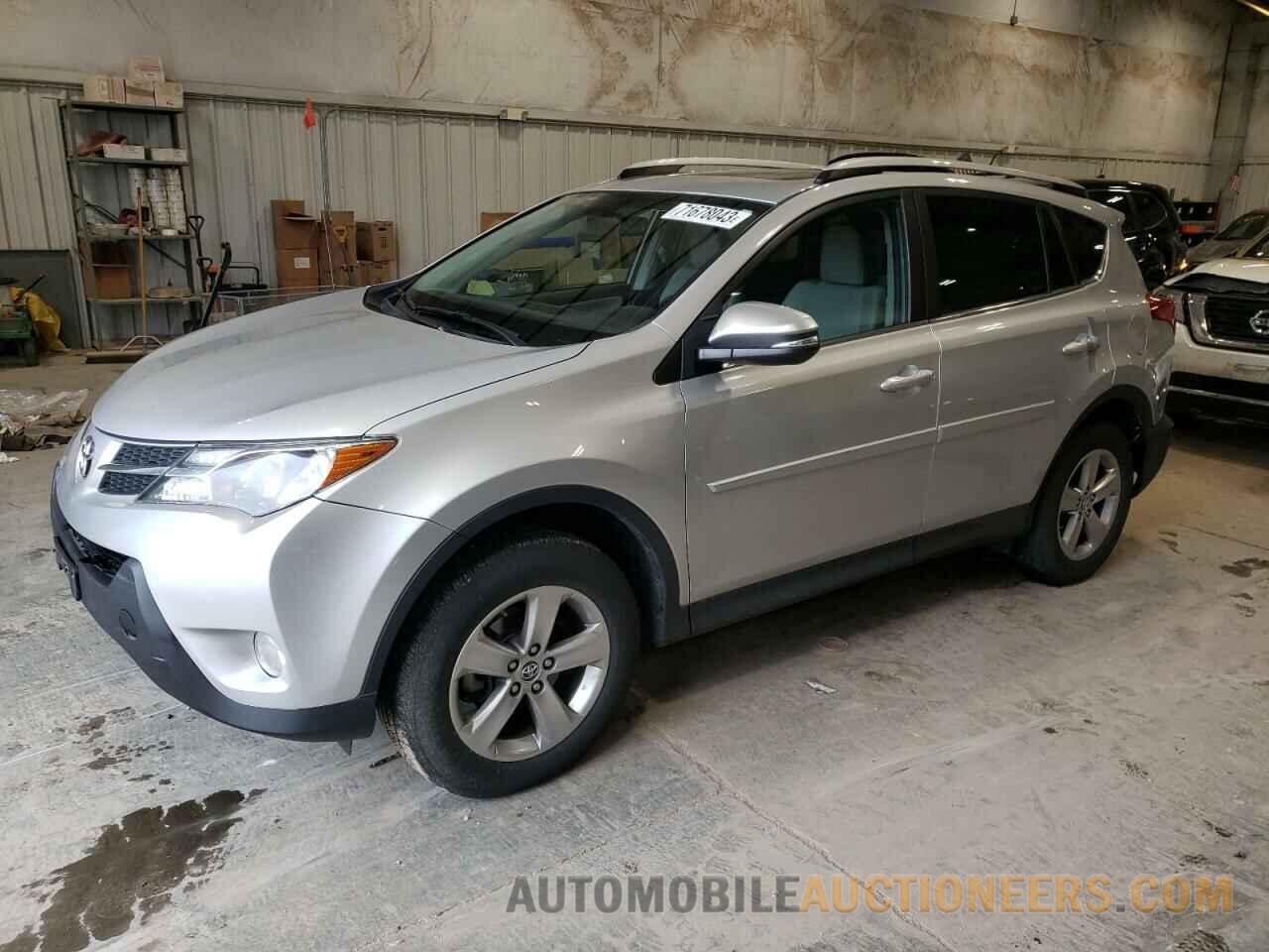 2T3RFREV5FW404351 TOYOTA RAV4 2015