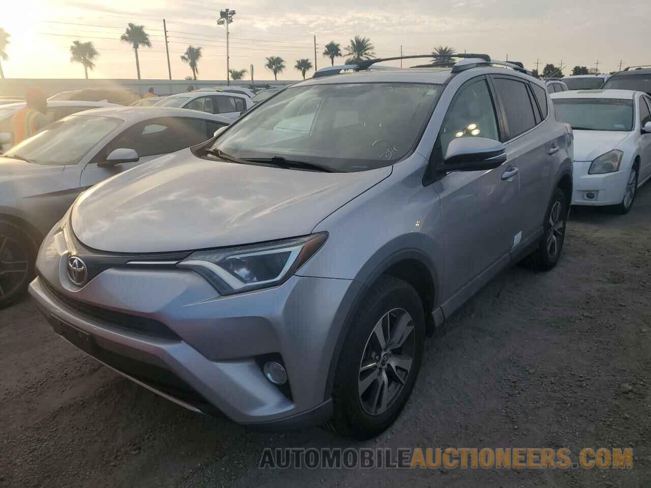 2T3RFREV5GW453518 TOYOTA RAV4 2016