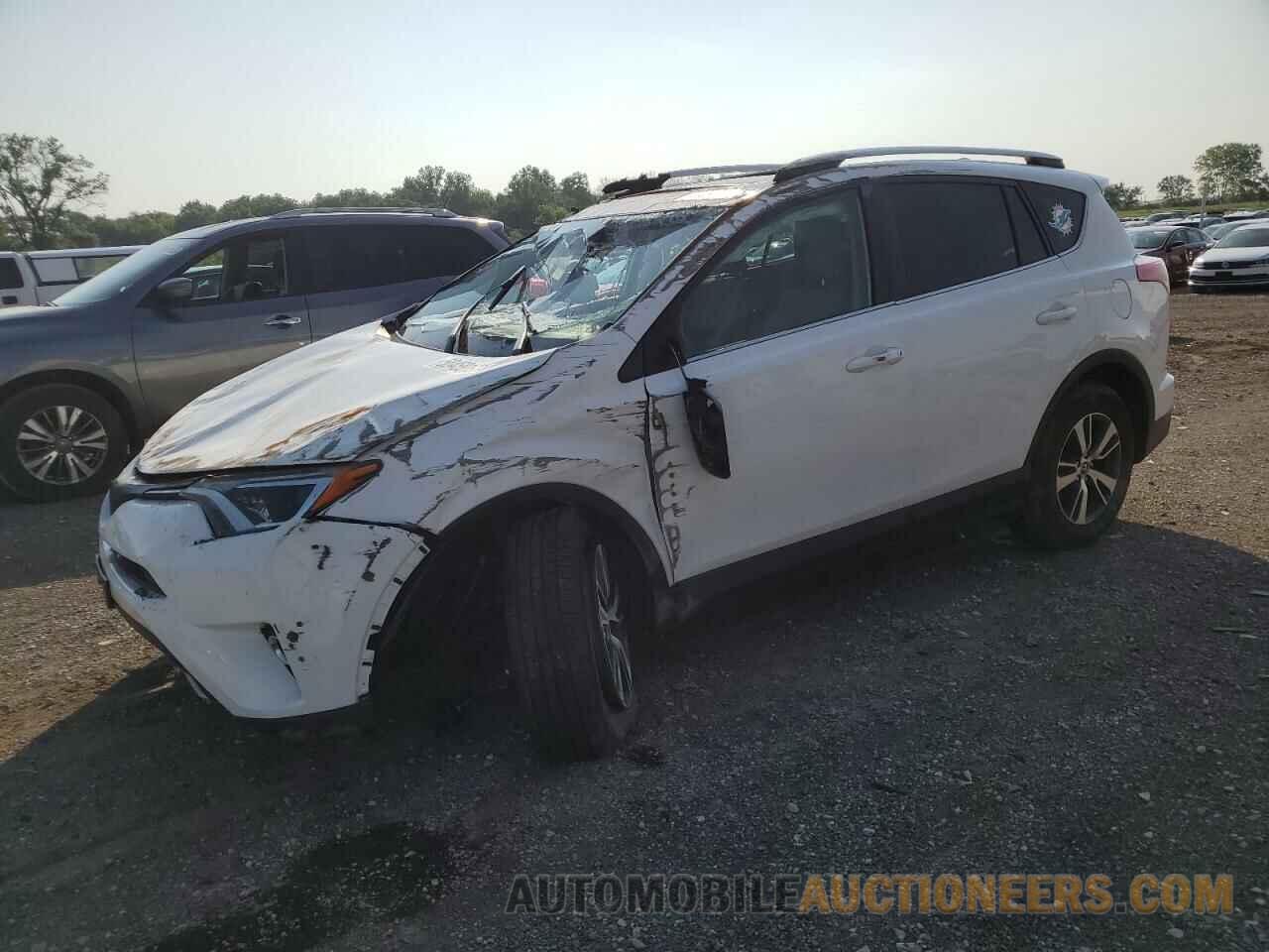 2T3RFREV5GW472943 TOYOTA RAV4 2016